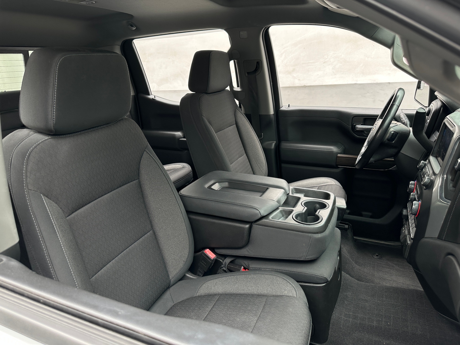 Thumbnail: 2020 Chevrolet Silverado 1500 - 2