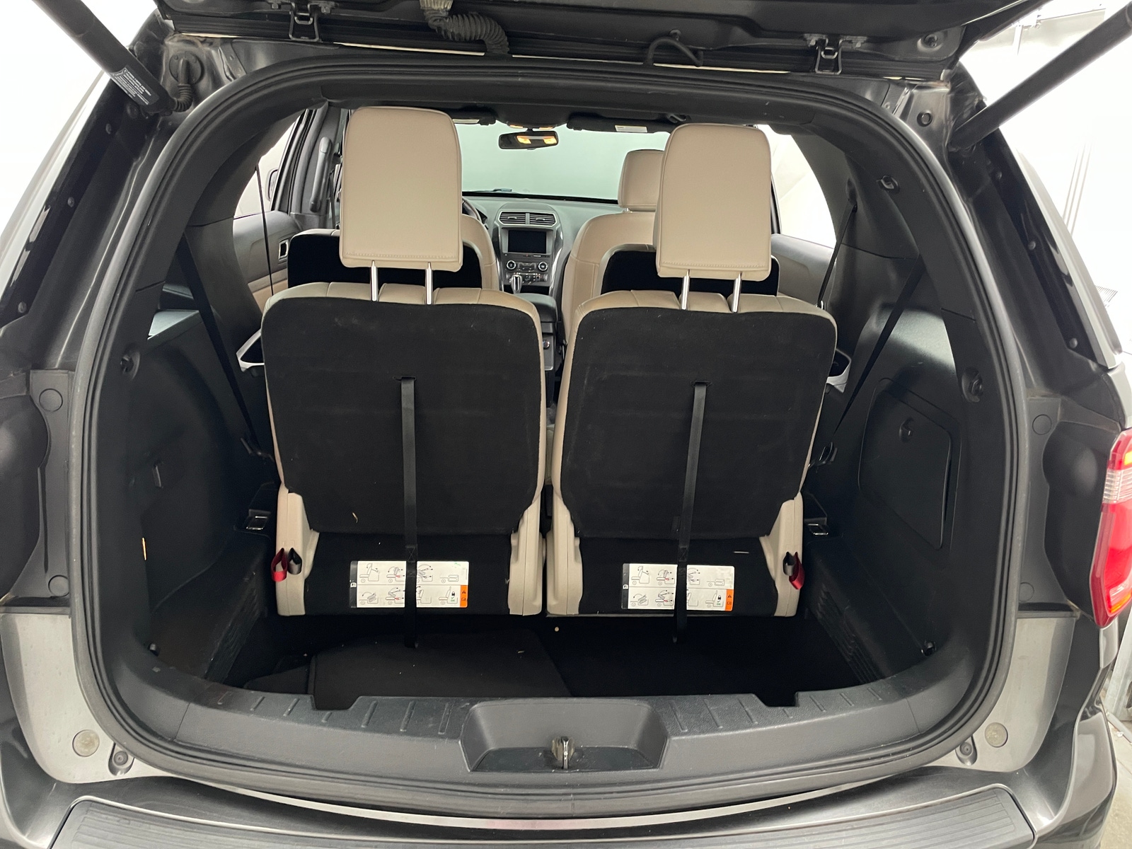 Thumbnail: 2019 Ford Explorer - 6