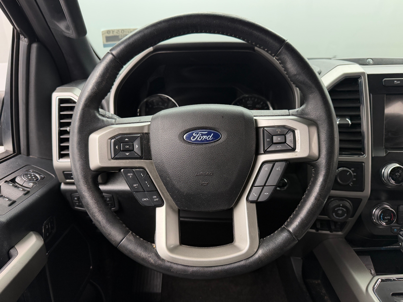 Thumbnail: 2020 Ford Econoline - 4