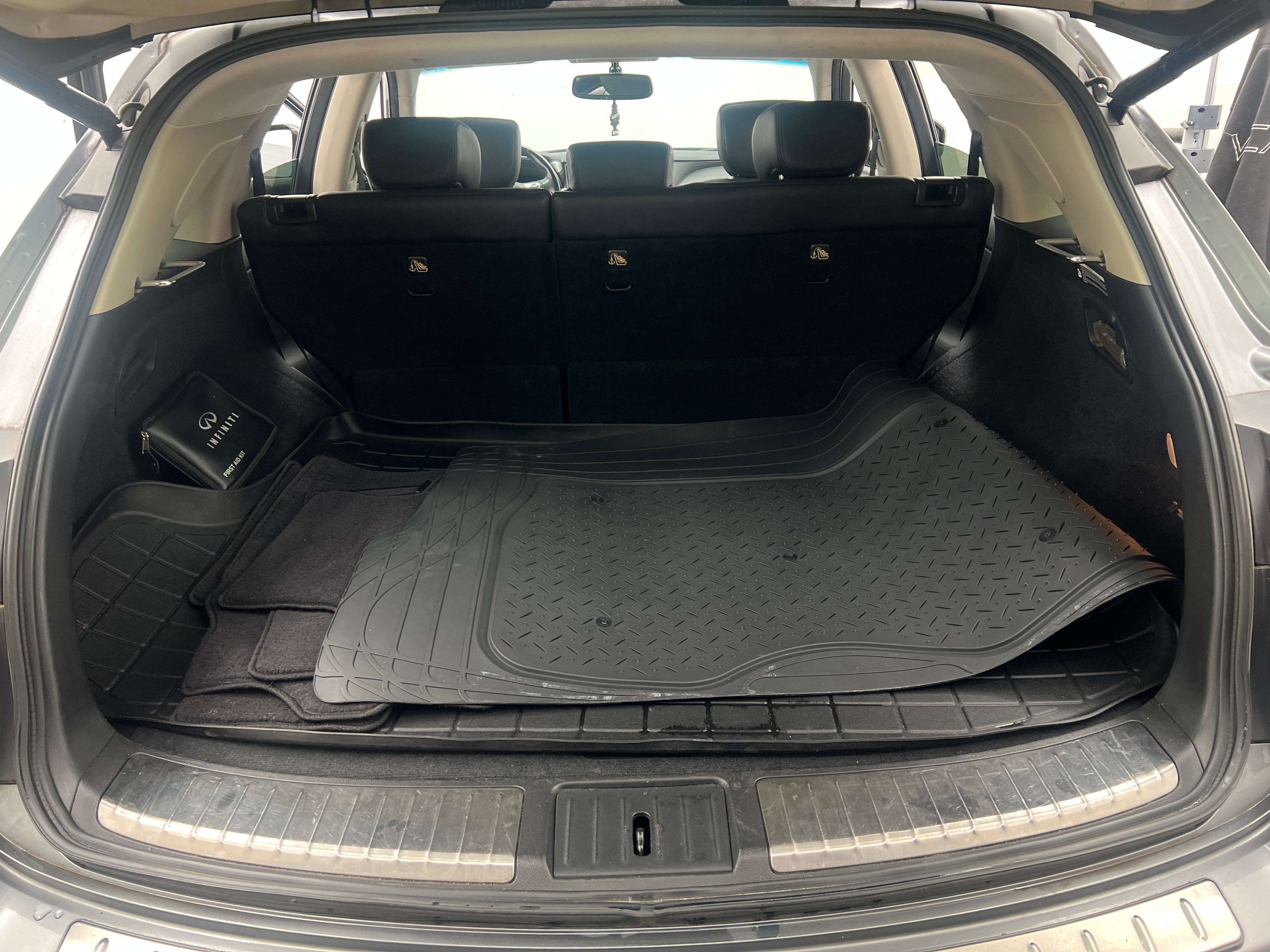 2016 INFINITI QX70