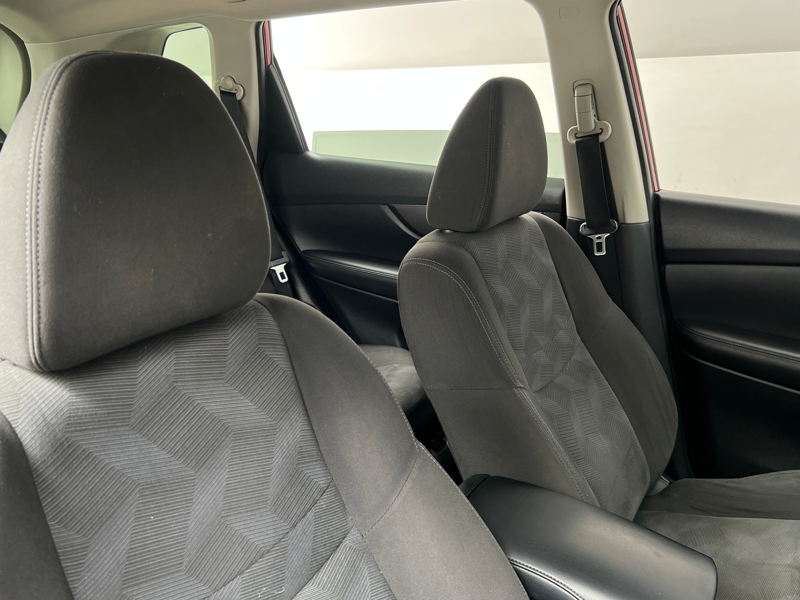 Thumbnail: 2016 Nissan Rogue - 2
