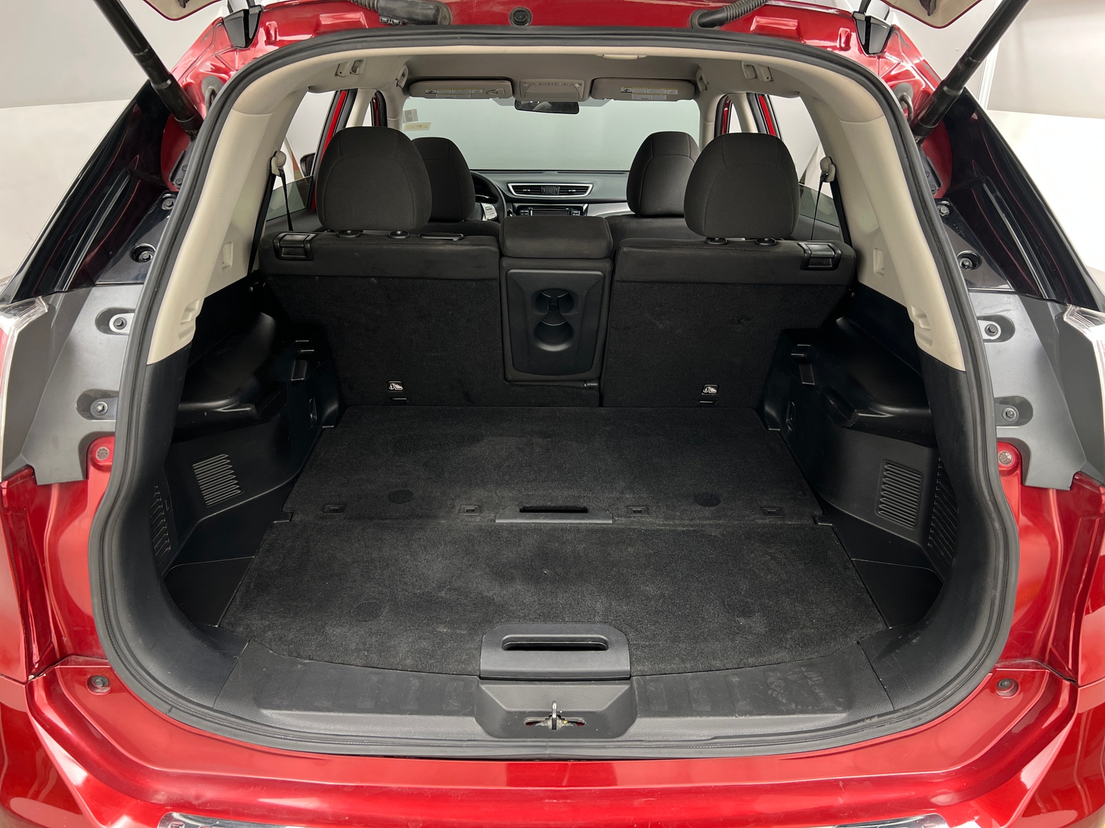 Thumbnail: 2016 Nissan Rogue - 7