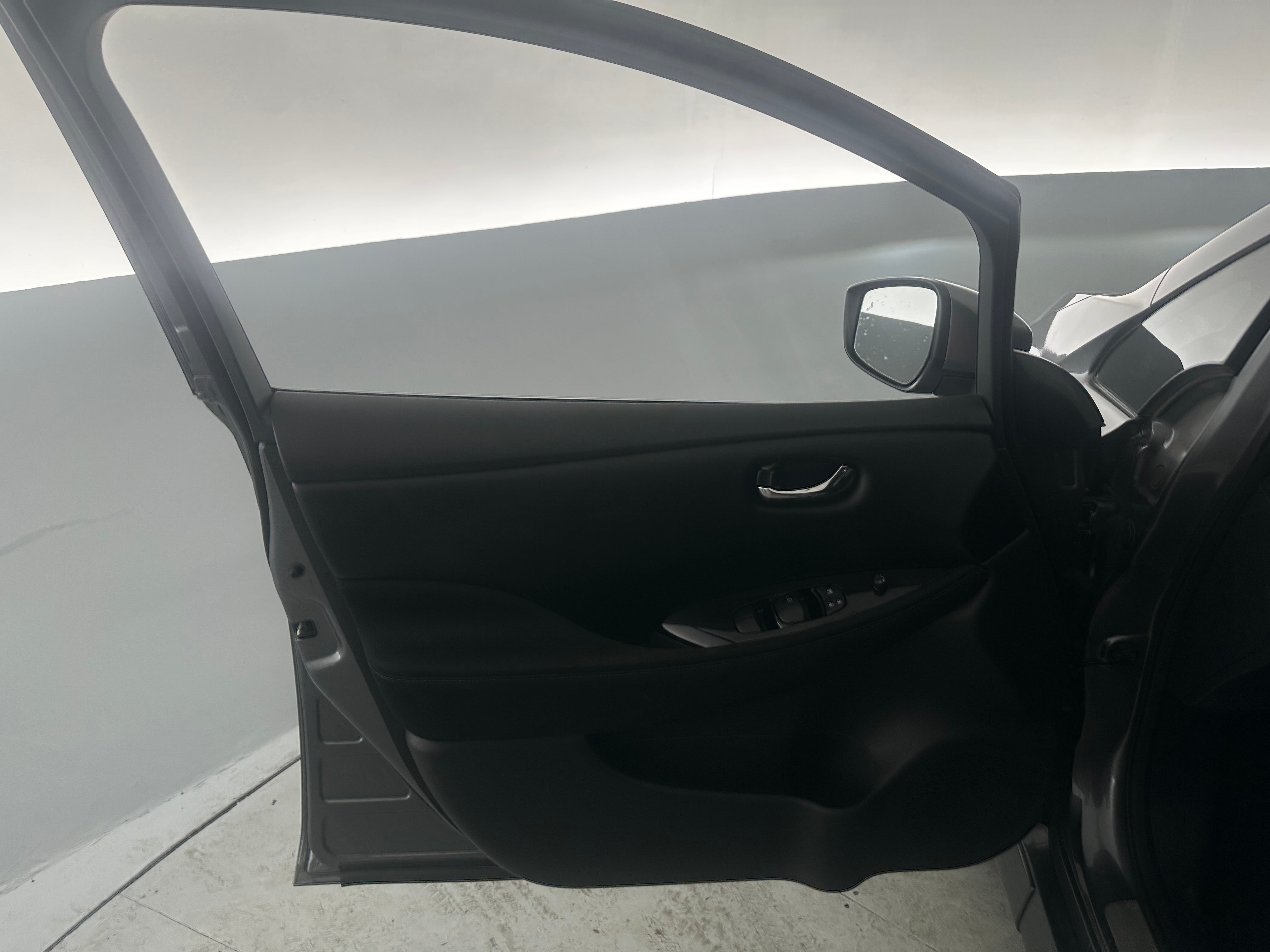 Used 2023 Nissan Leaf SV Plus with VIN 1N4CZ1CVXPC552295 for sale in Pewaukee, WI