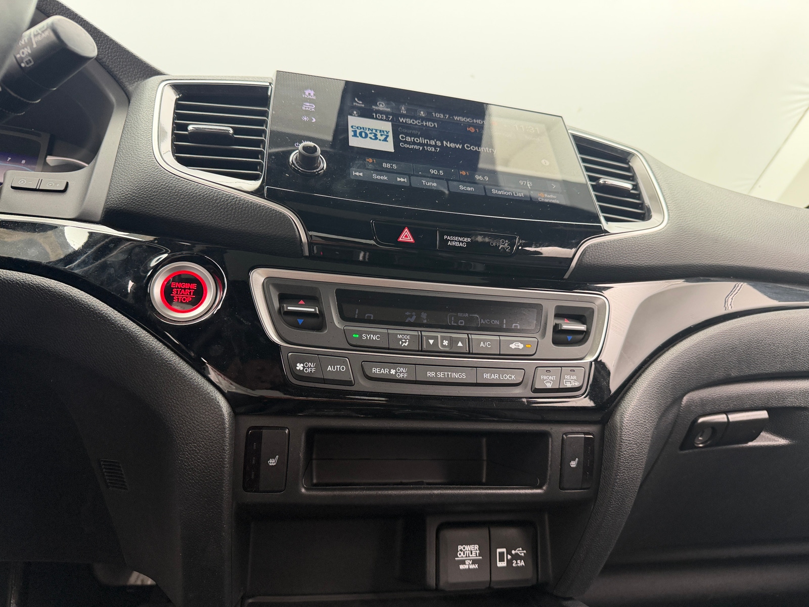 Thumbnail: 2021 Honda Passport - 3