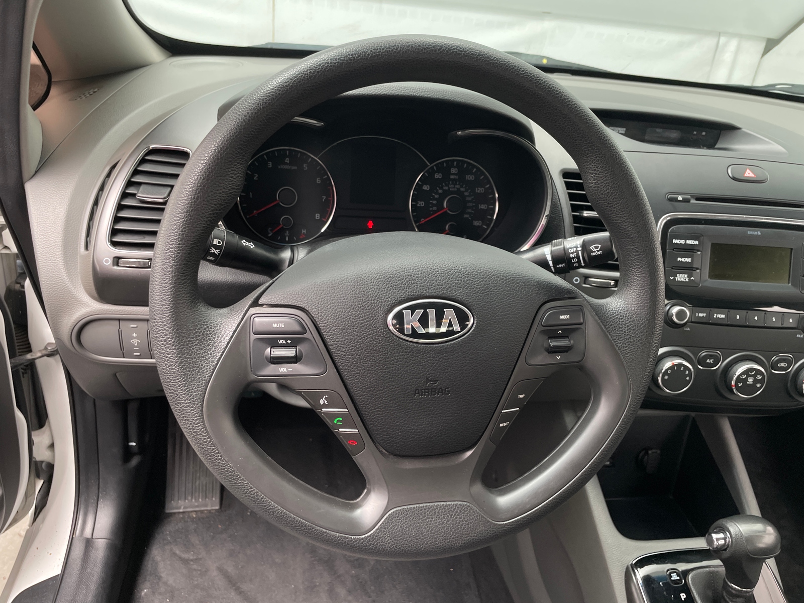 Thumbnail: 2017 Kia Forte - 5