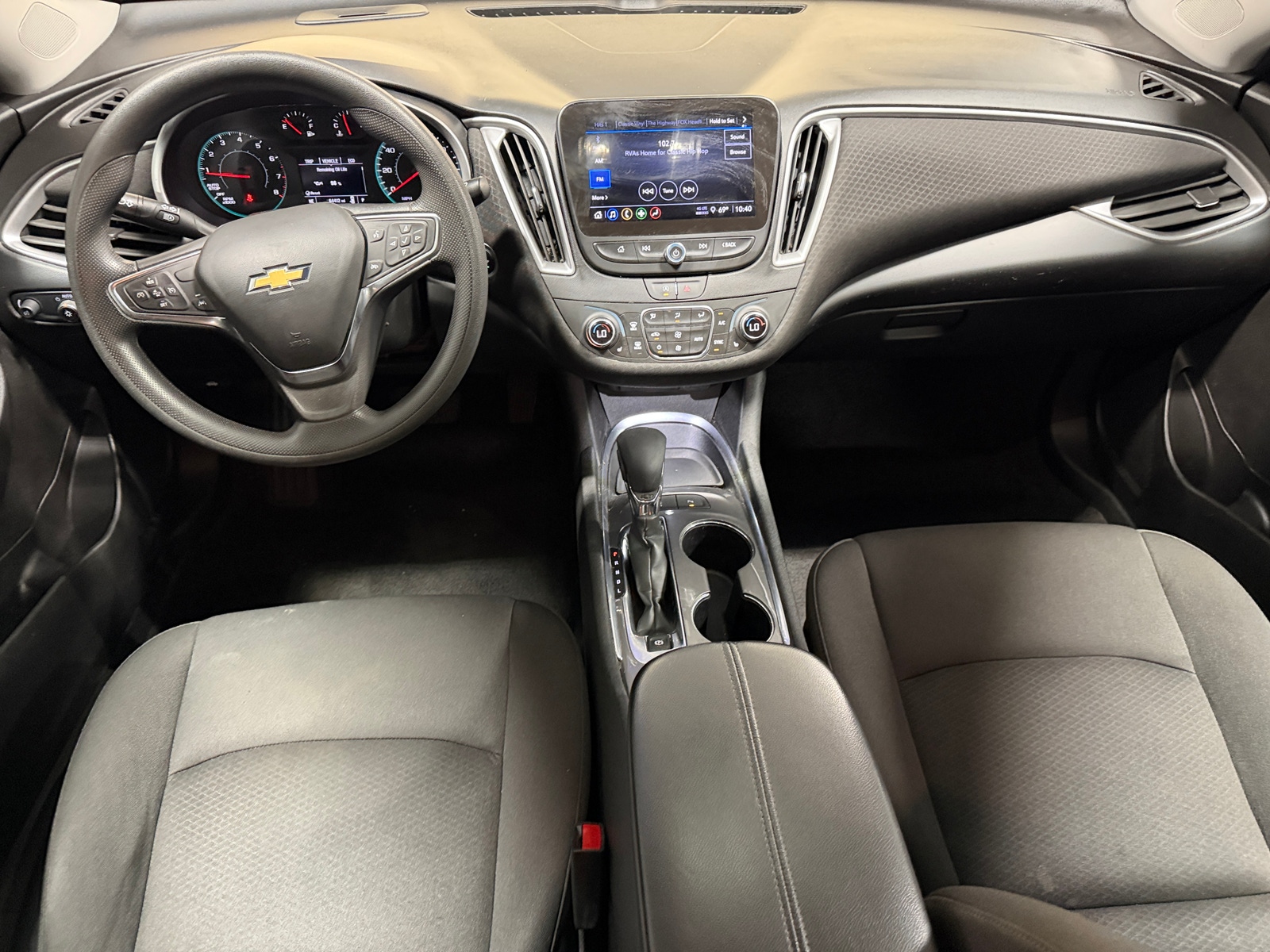 Thumbnail: 2024 Chevrolet Malibu - 3