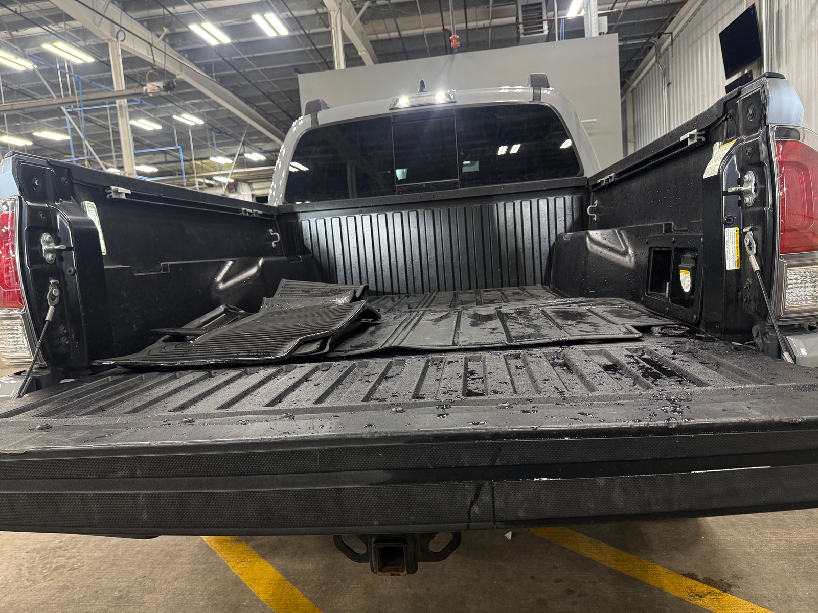 Thumbnail: 2021 Toyota Tacoma - 7