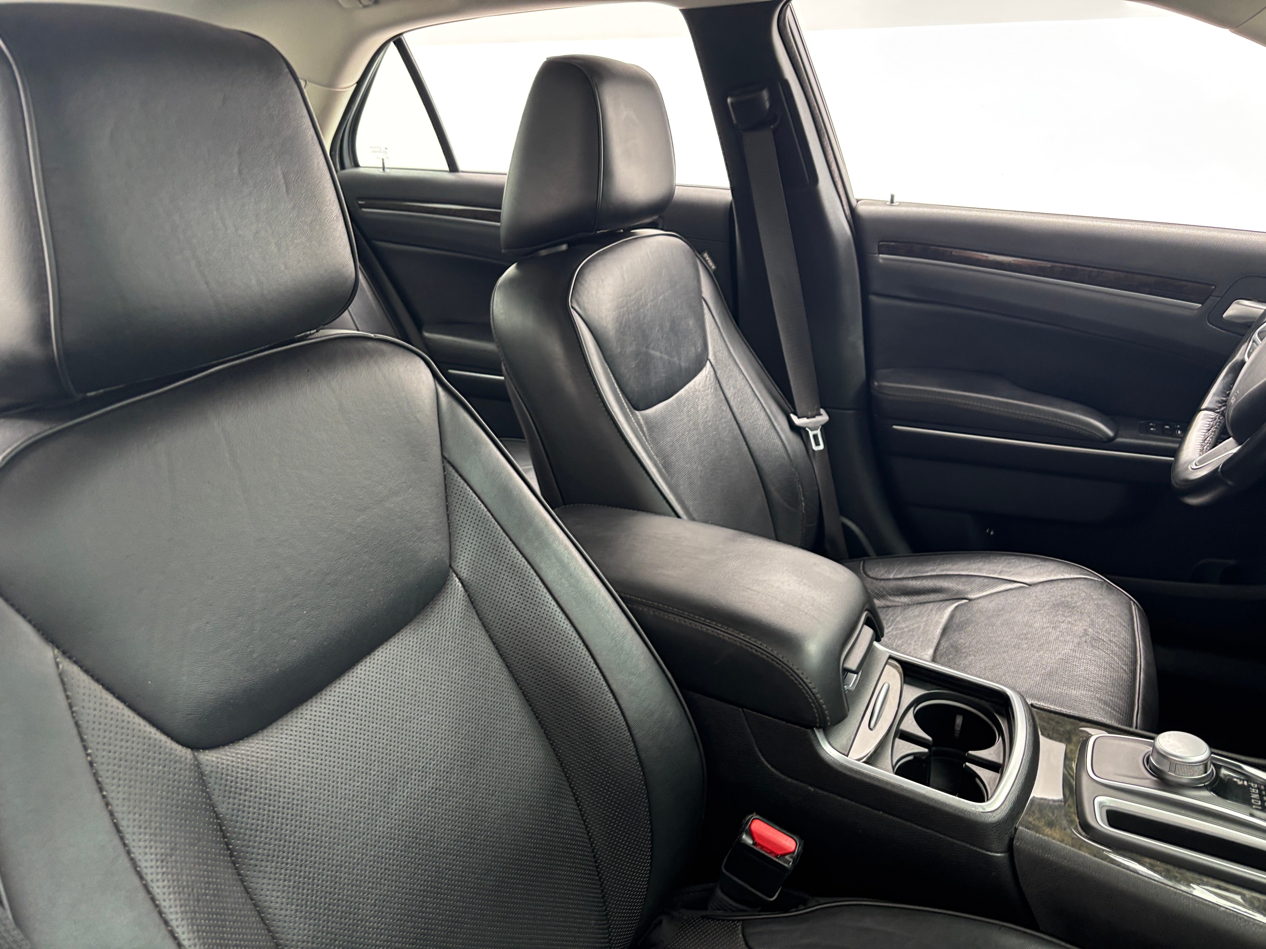 2018 Chrysler 300