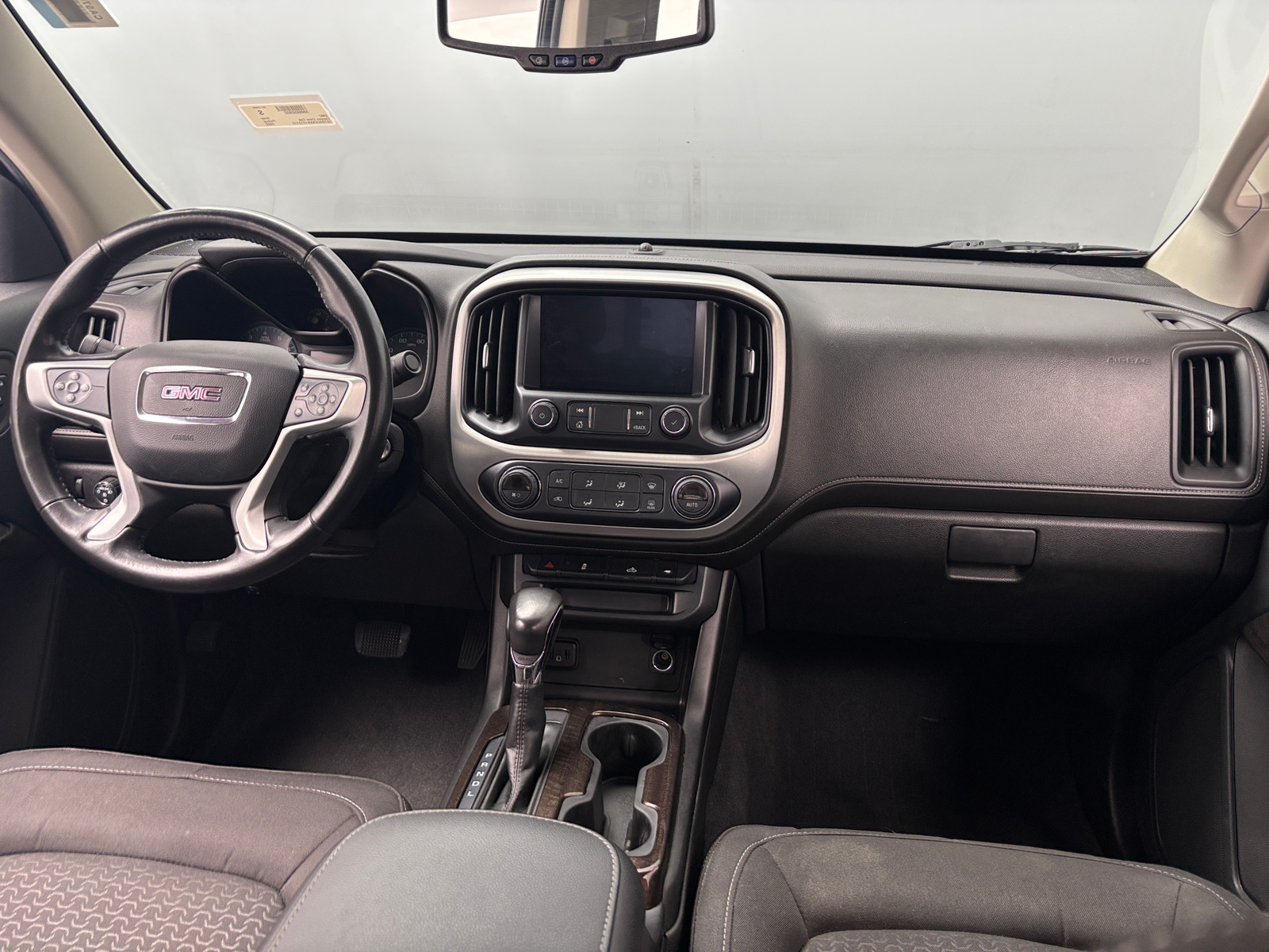 Thumbnail: 2022 GMC Canyon - 3