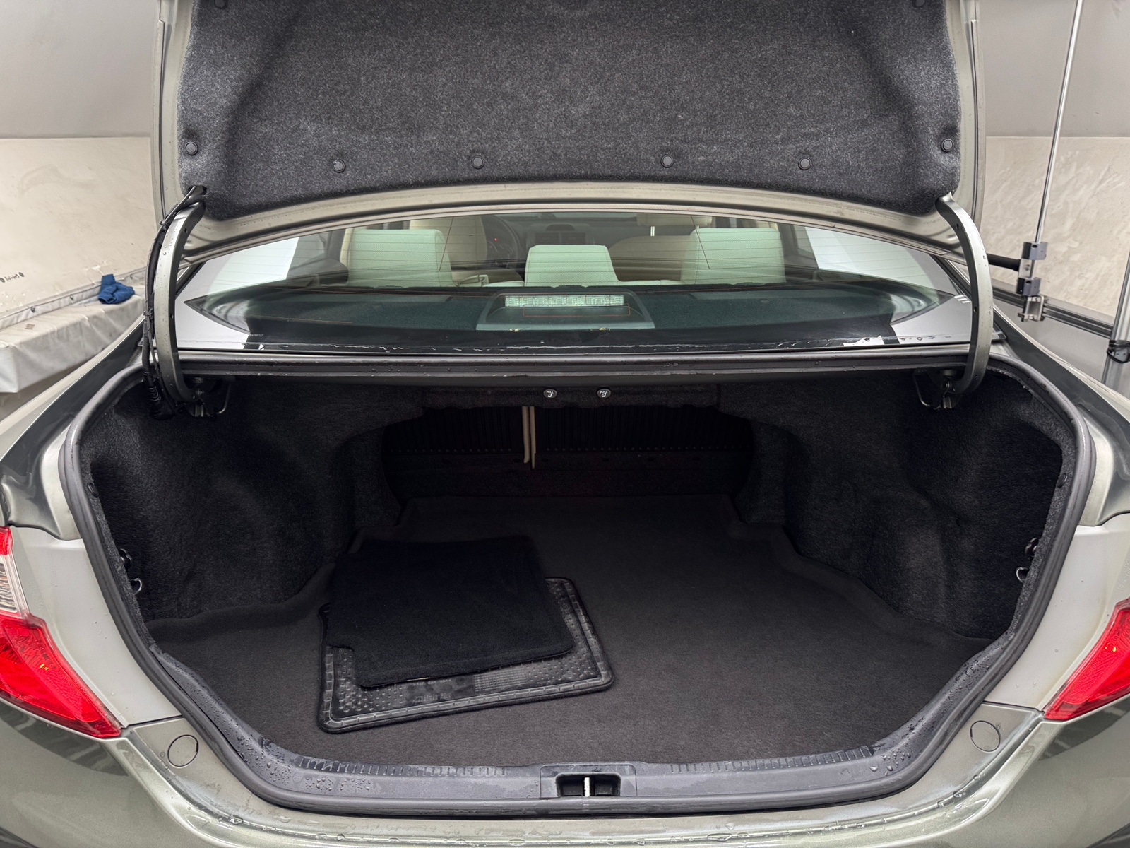 Thumbnail: 2014 Toyota Camry - 7
