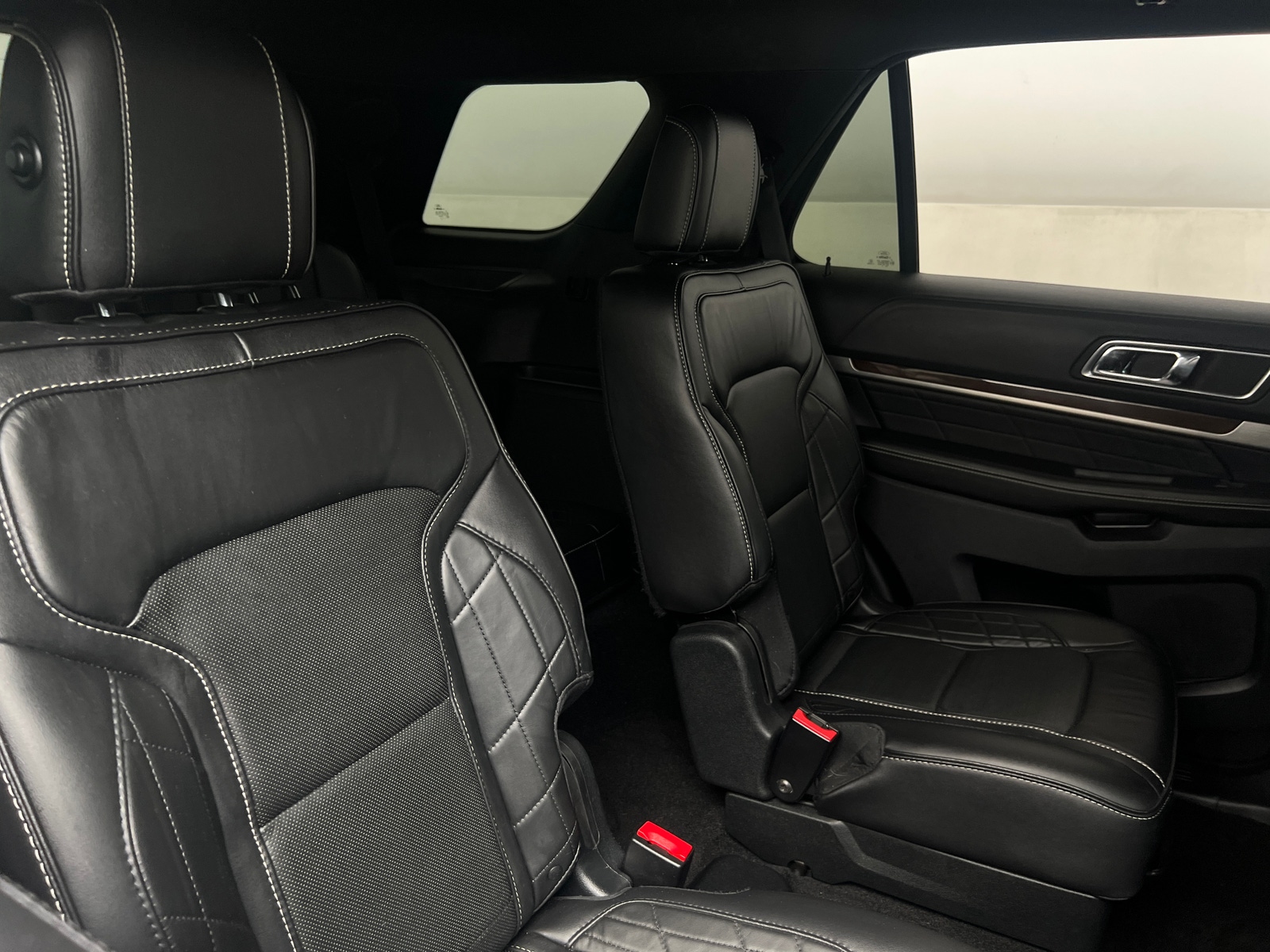 Thumbnail: 2019 Ford Explorer - 5