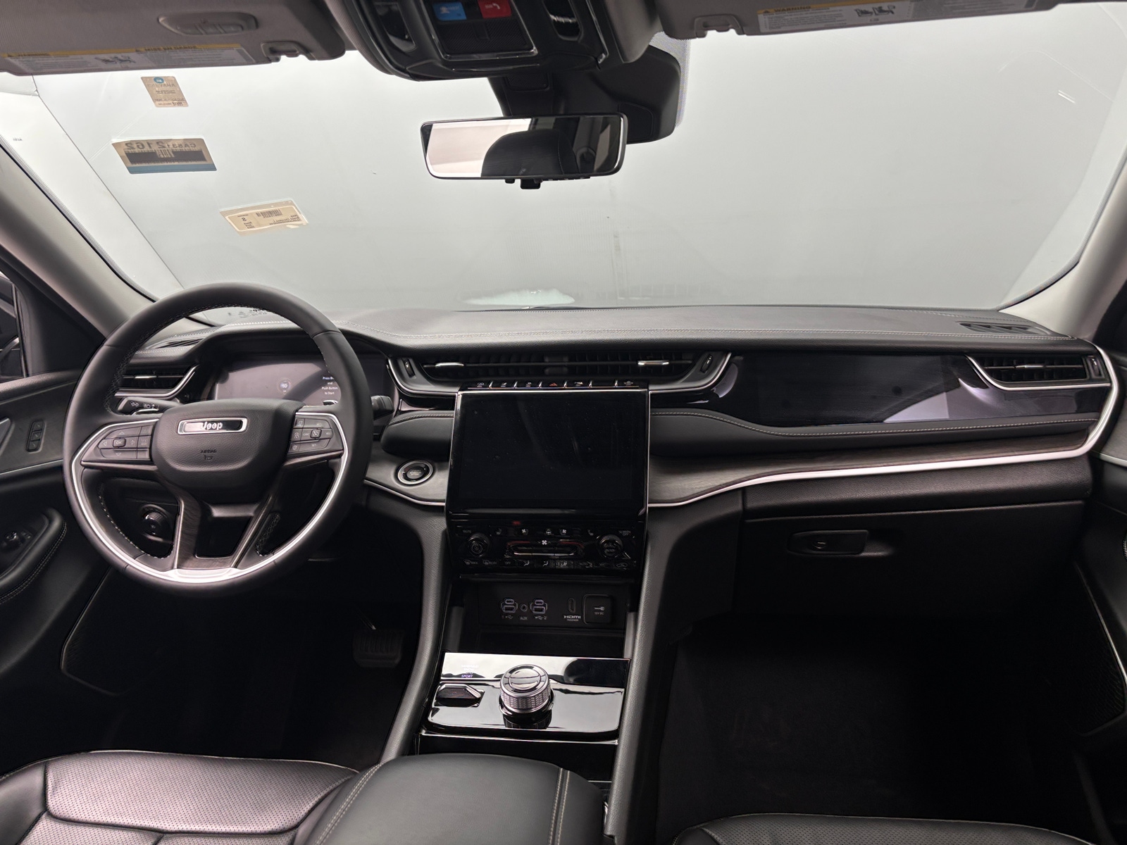 Thumbnail: 2023 Jeep Grand Cherokee L - 2