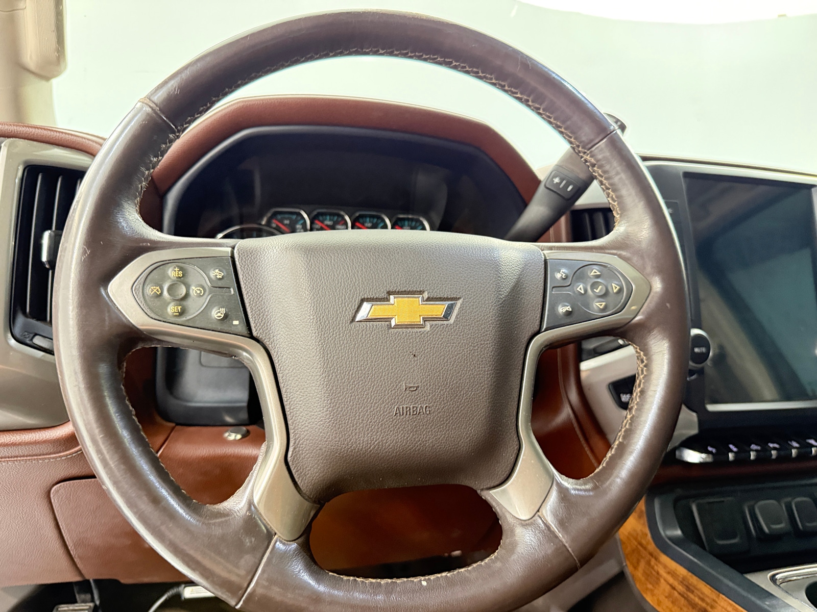 Thumbnail: 2015 Chevrolet Silverado 3500 - 4