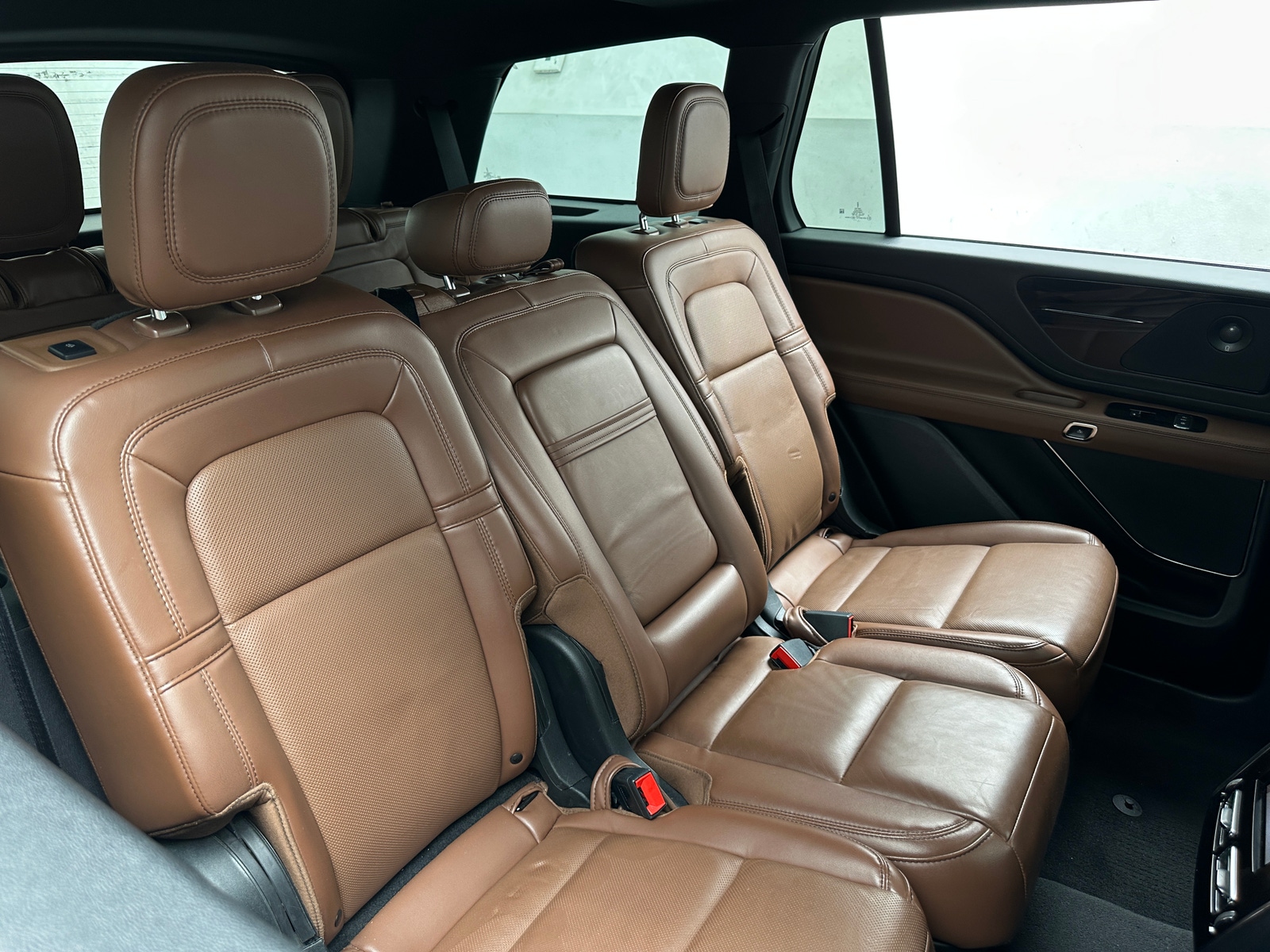 Thumbnail: 2022 Lincoln Aviator - 5