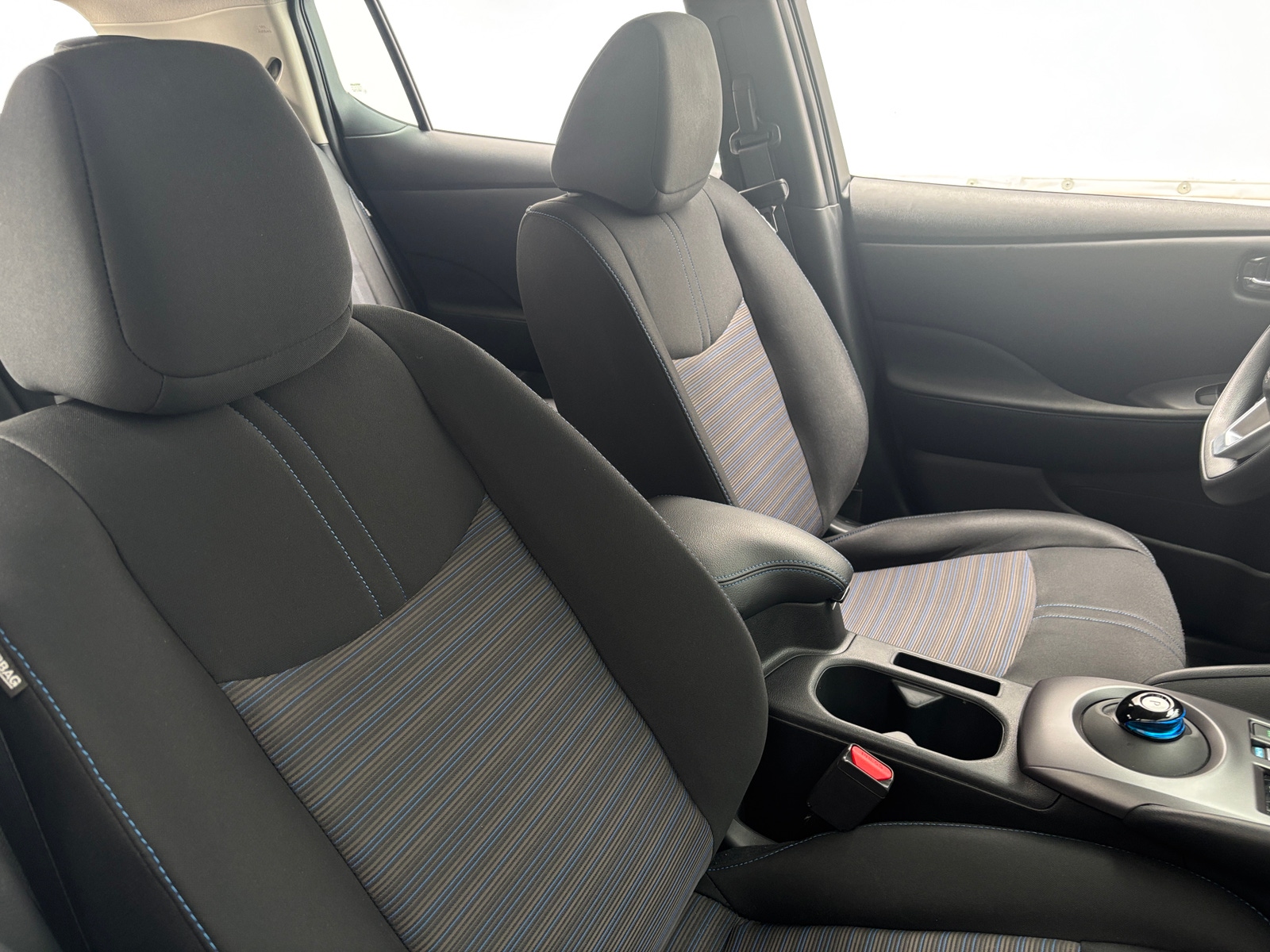 Thumbnail: 2025 Nissan Leaf - 2