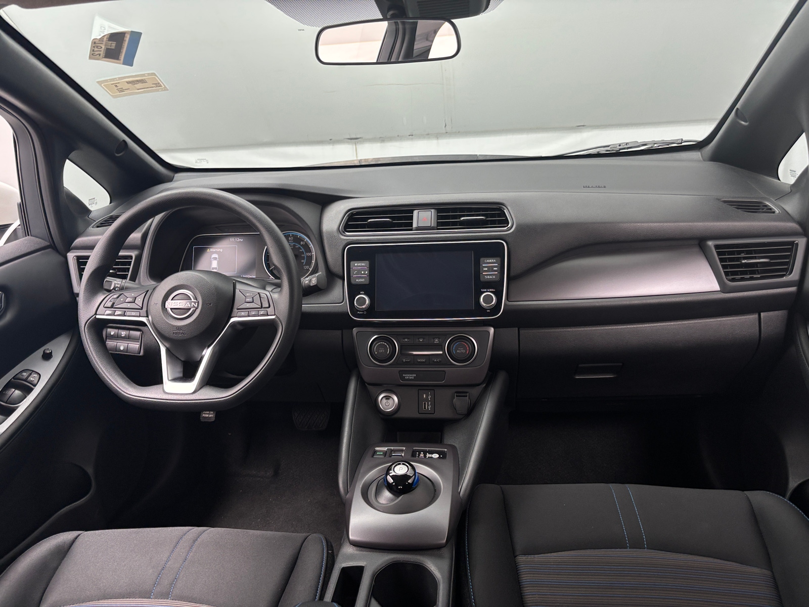 Thumbnail: 2025 Nissan Leaf - 3