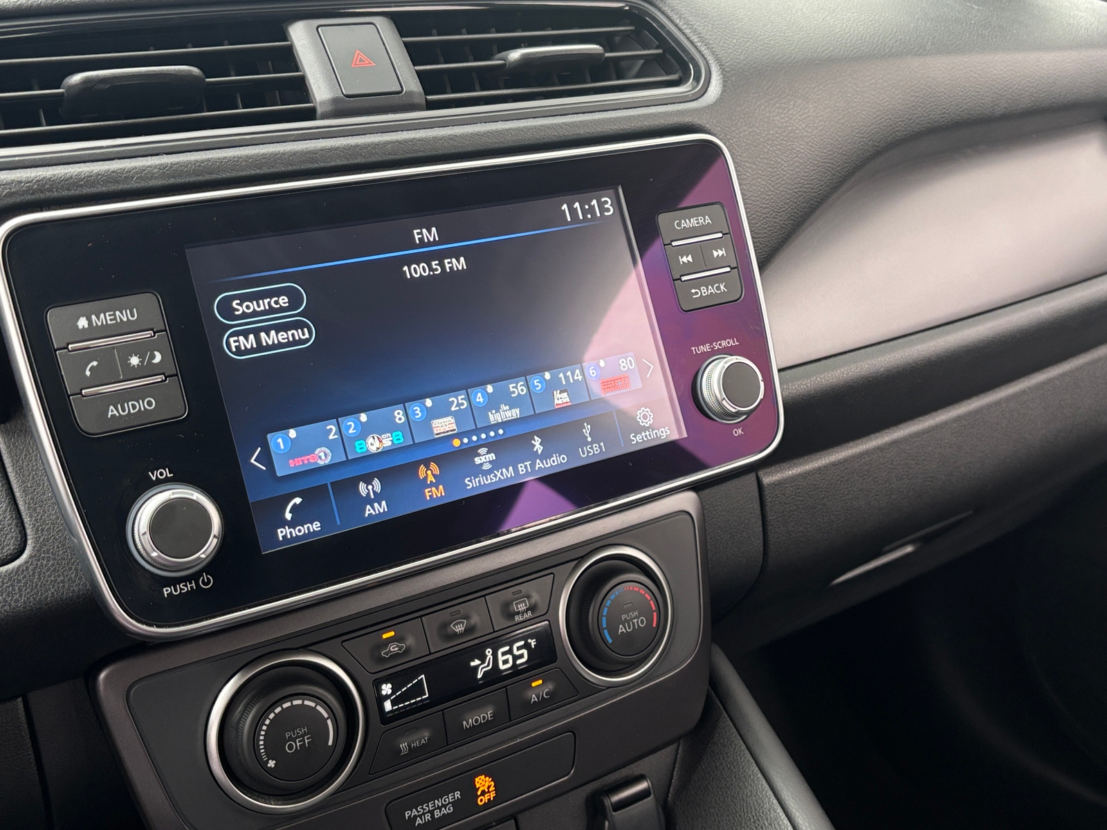Thumbnail: 2025 Nissan Leaf - 4