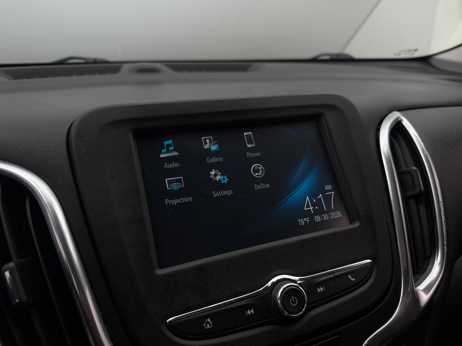 Thumbnail: 2018 Chevrolet Equinox - 4