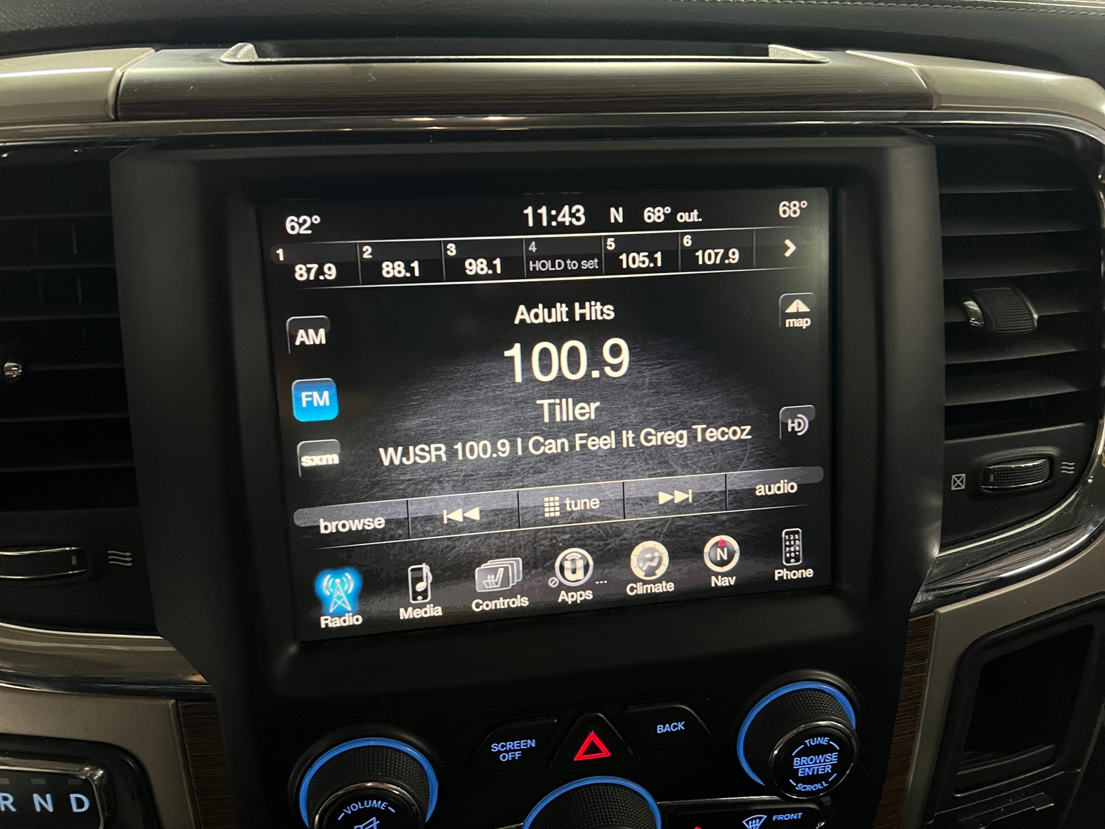 Thumbnail: 2017 RAM 1500 - 3