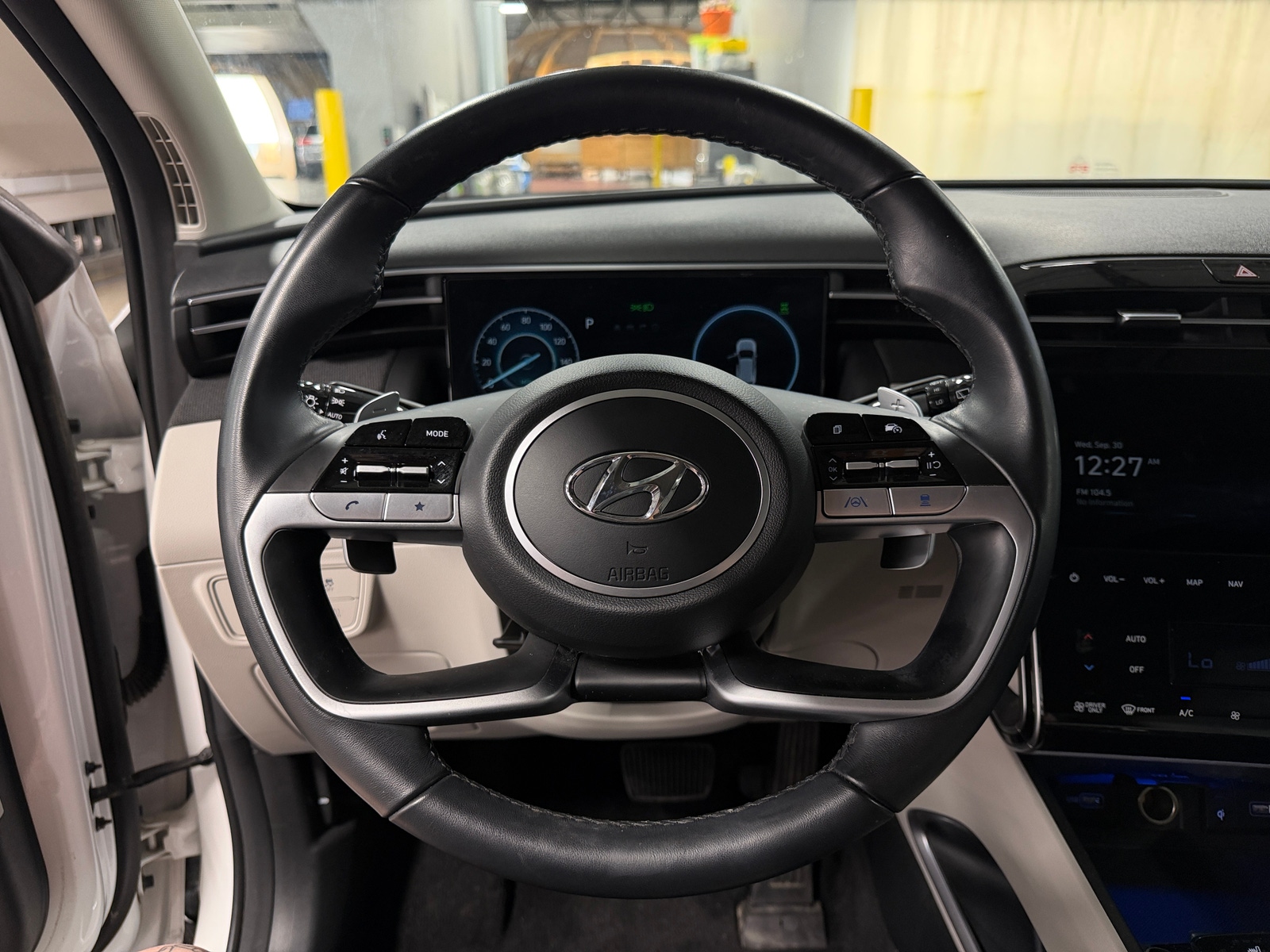 Thumbnail: 2023 Hyundai Tucson - 4