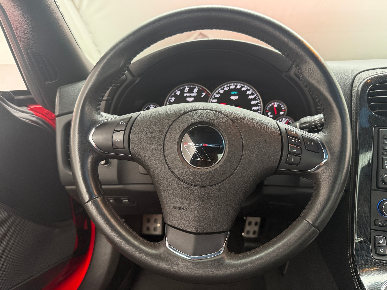 Thumbnail: 2013 Chevrolet Corvette - 3