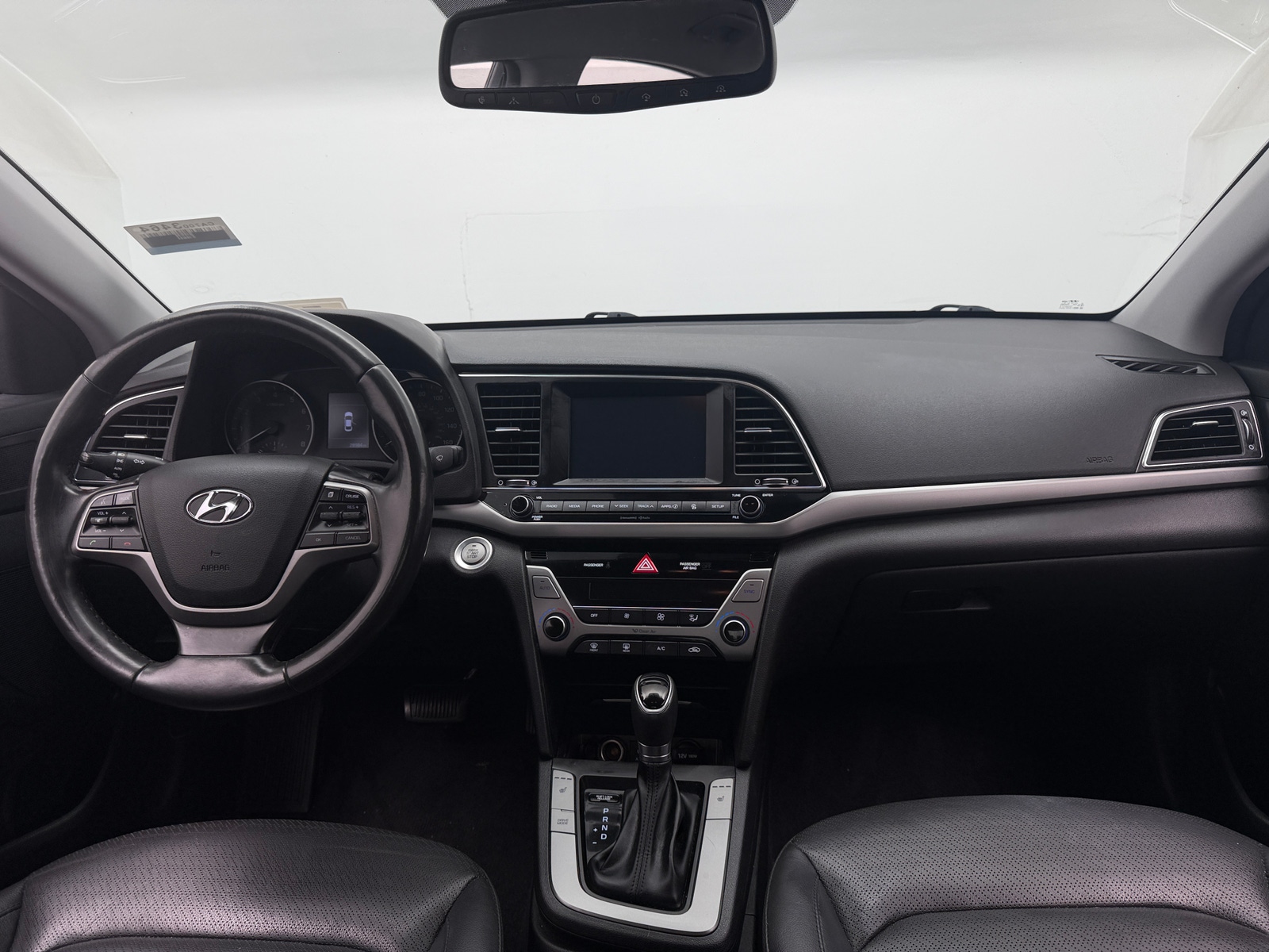 Thumbnail: 2018 Hyundai Elantra - 3