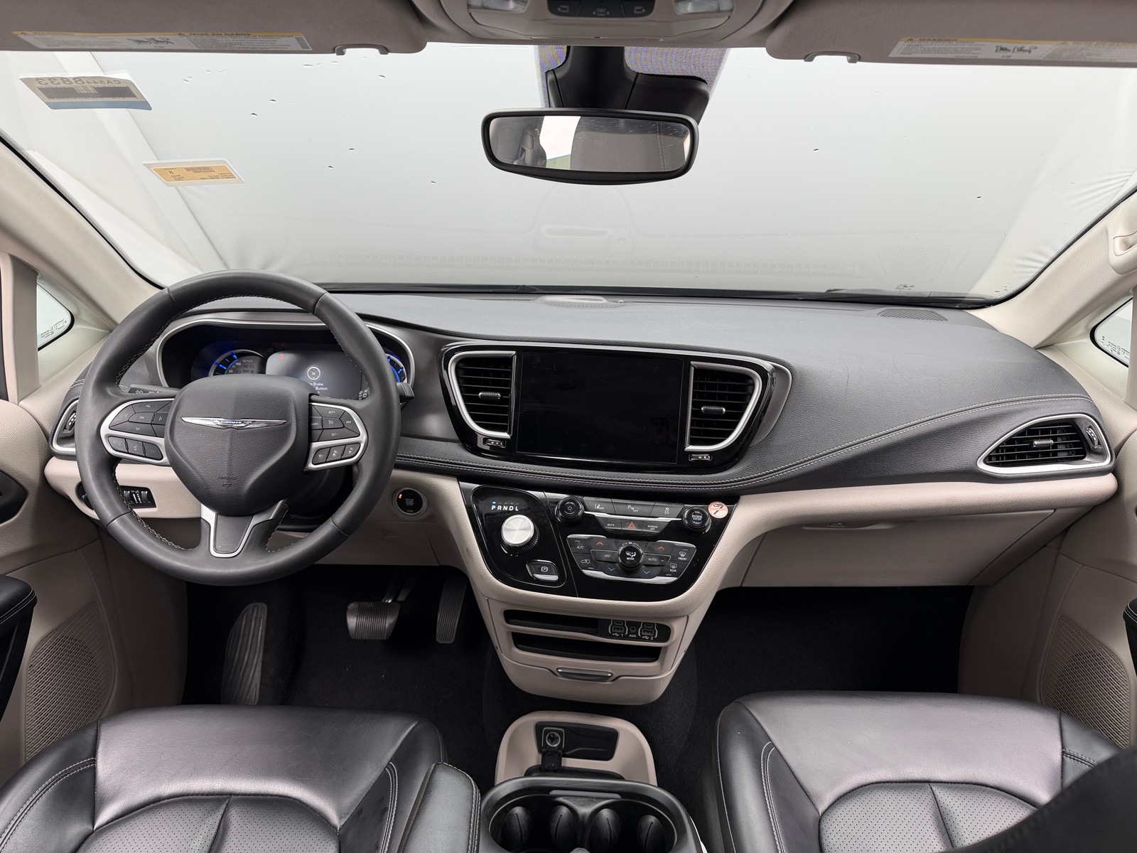 Thumbnail: 2023 Chrysler Pacifica - 2