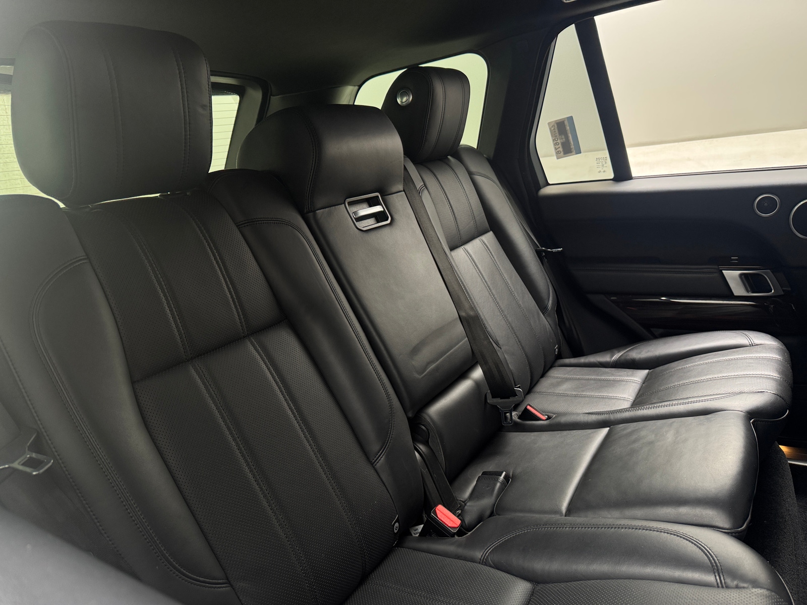 Thumbnail: 2016 Land Rover Range Rover - 6