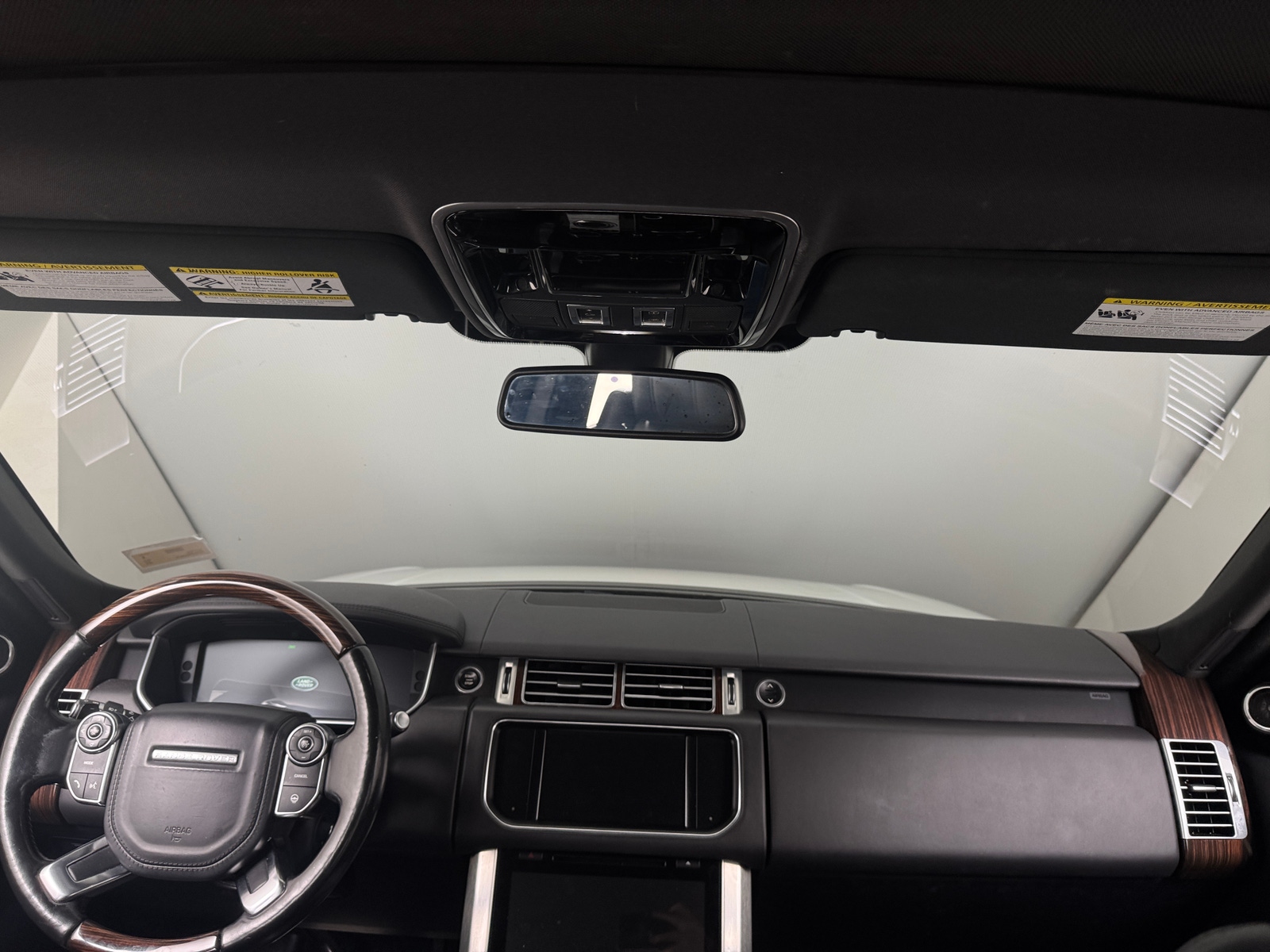 Thumbnail: 2016 Land Rover Range Rover - 3