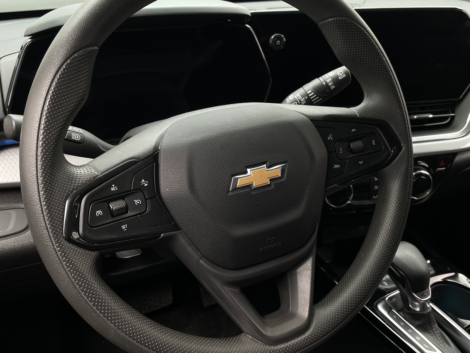 Thumbnail: 2024 Chevrolet Trax - 4