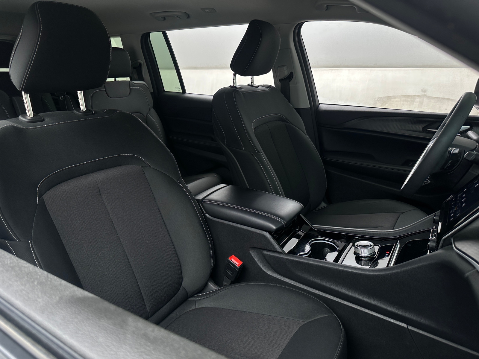 Thumbnail: 2023 Jeep Grand Cherokee L - 2