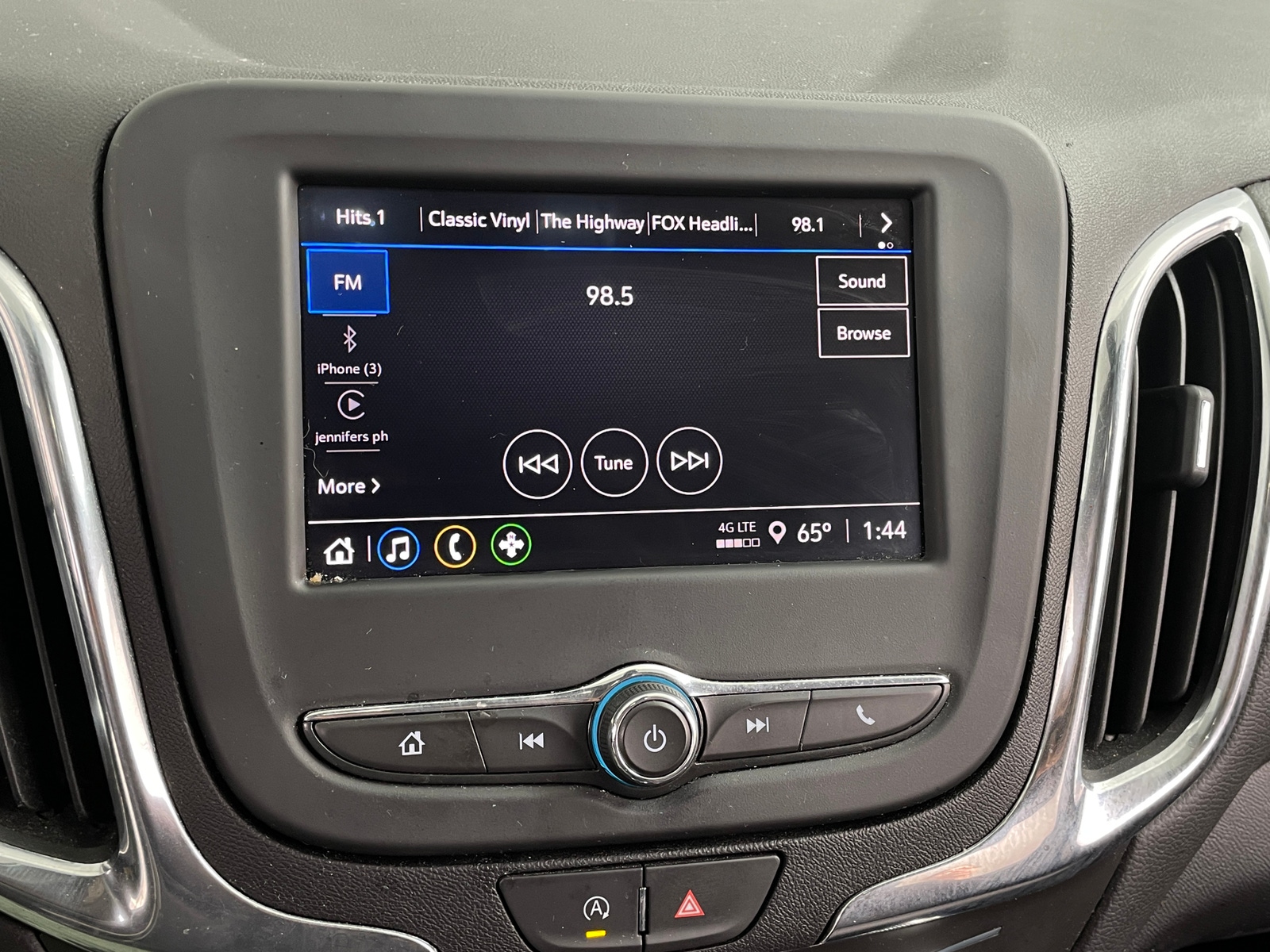 Thumbnail: 2024 Chevrolet Equinox - 4