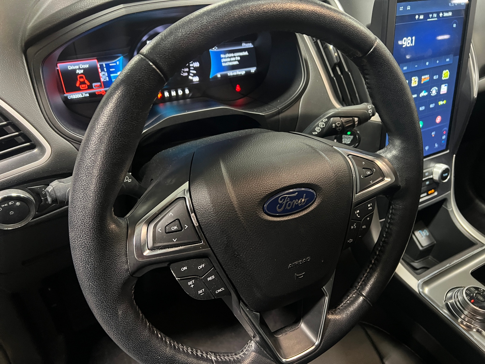 Thumbnail: 2022 Ford Edge - 4