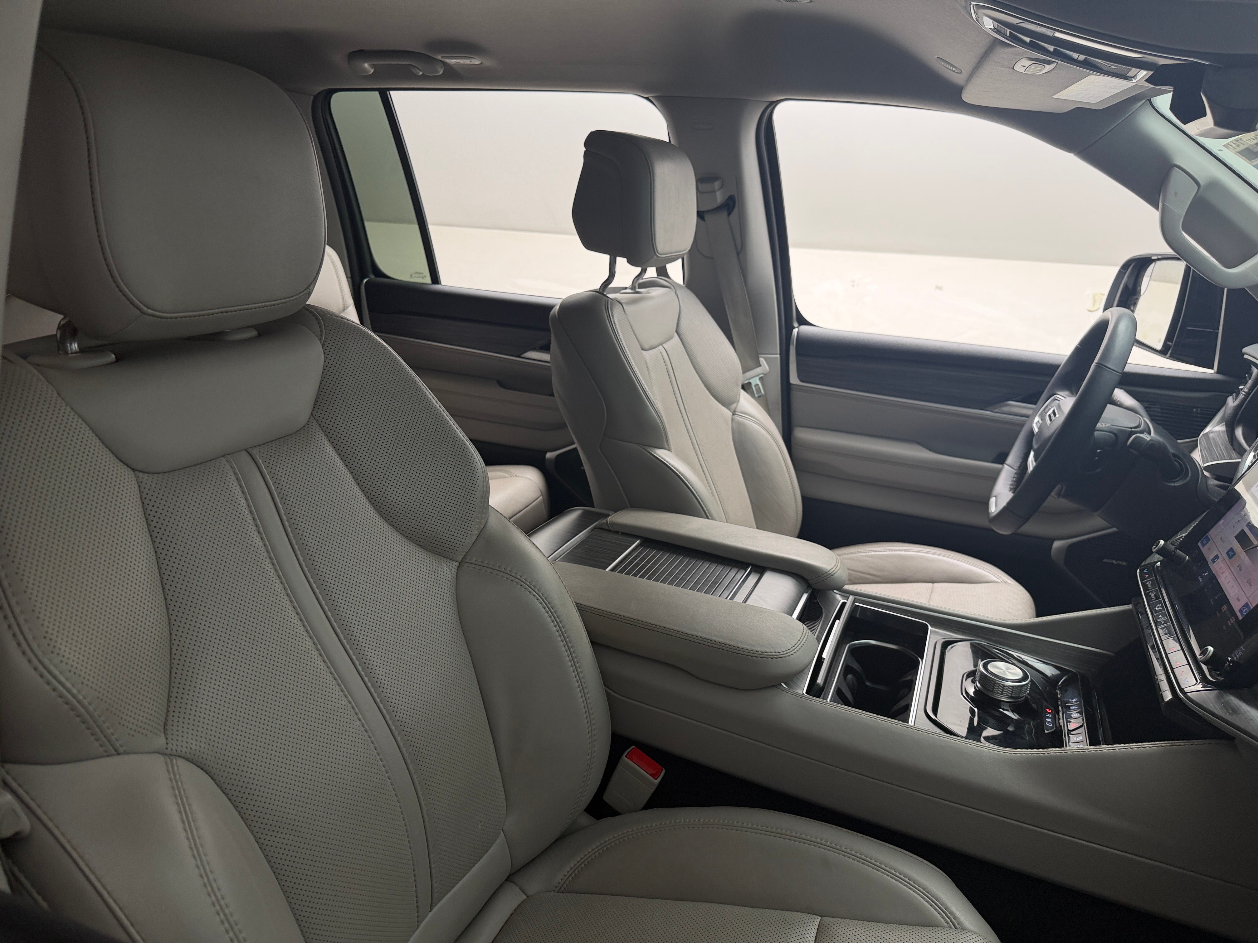 2024 Jeep Wagoneer Series II