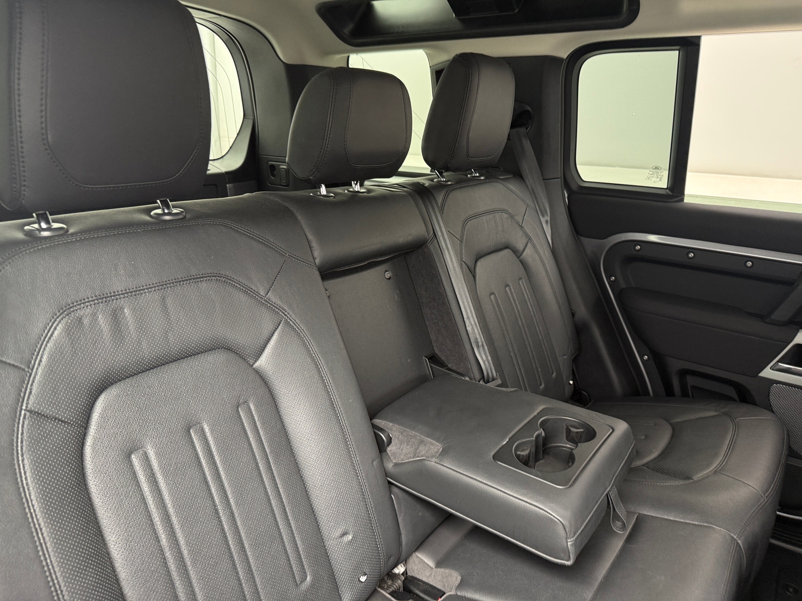 Thumbnail: 2021 Land Rover Defender - 5