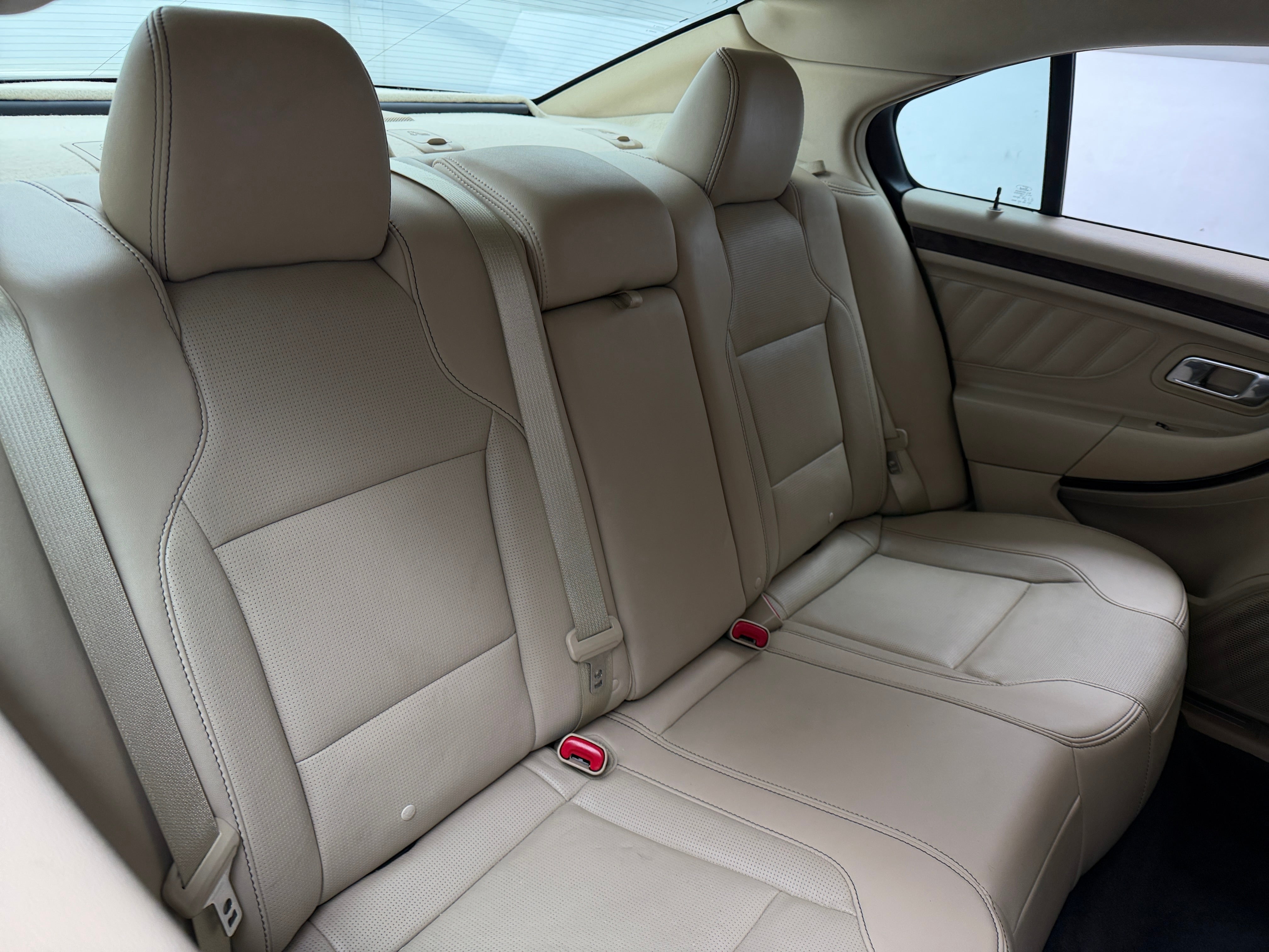 2018 Ford Taurus