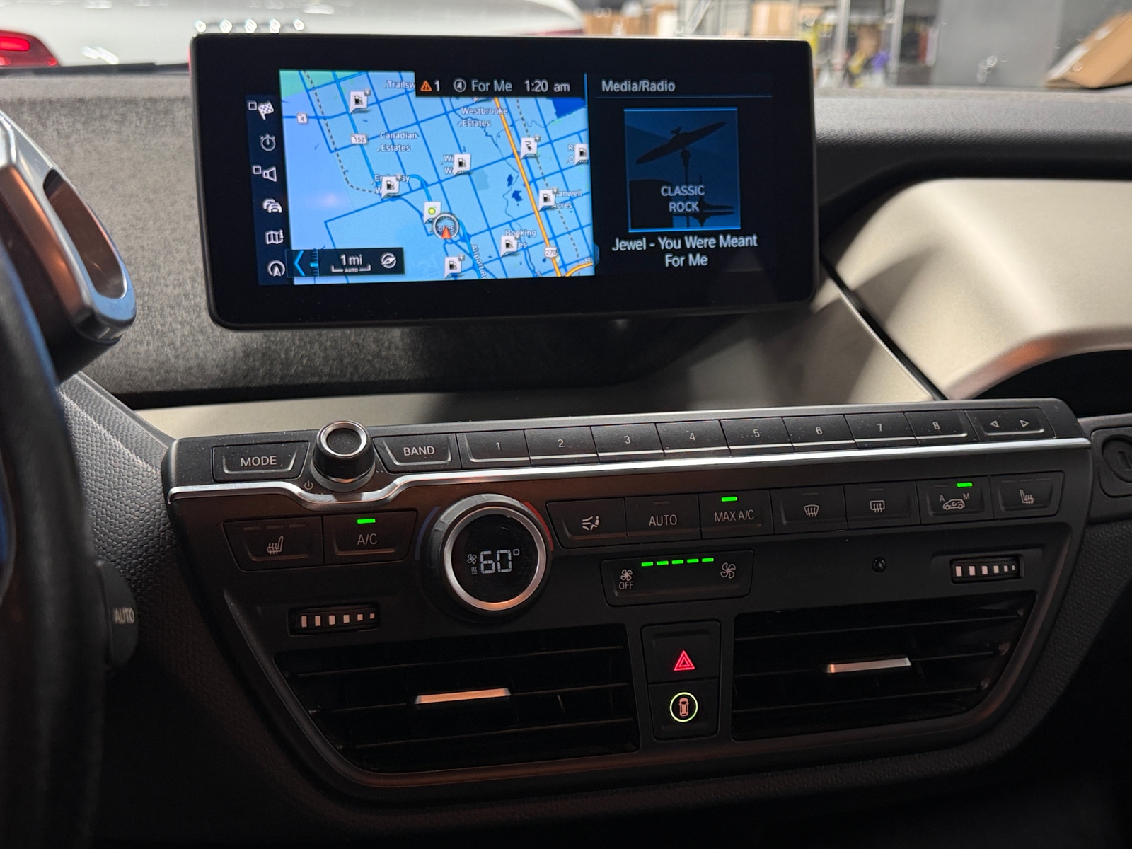 Thumbnail: 2018 BMW i3 - 4
