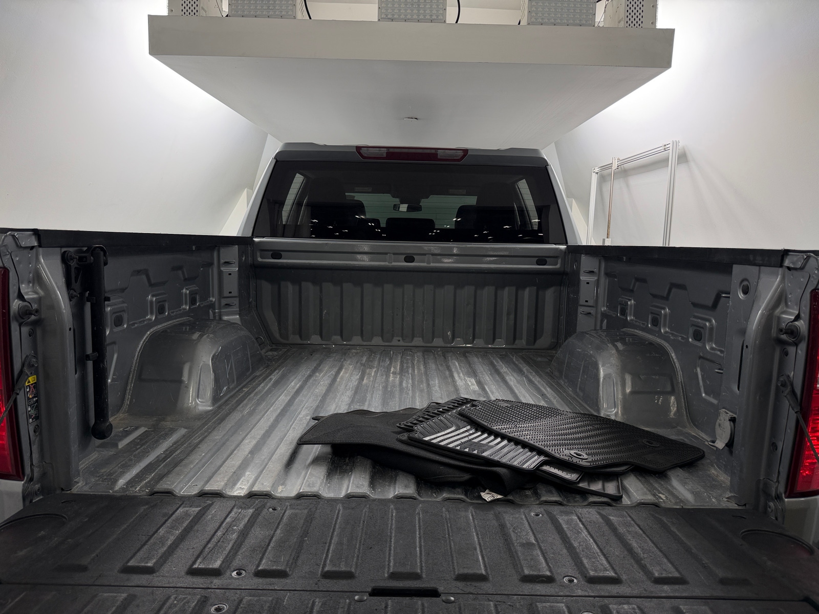 Thumbnail: 2024 Chevrolet Silverado 1500 - 7