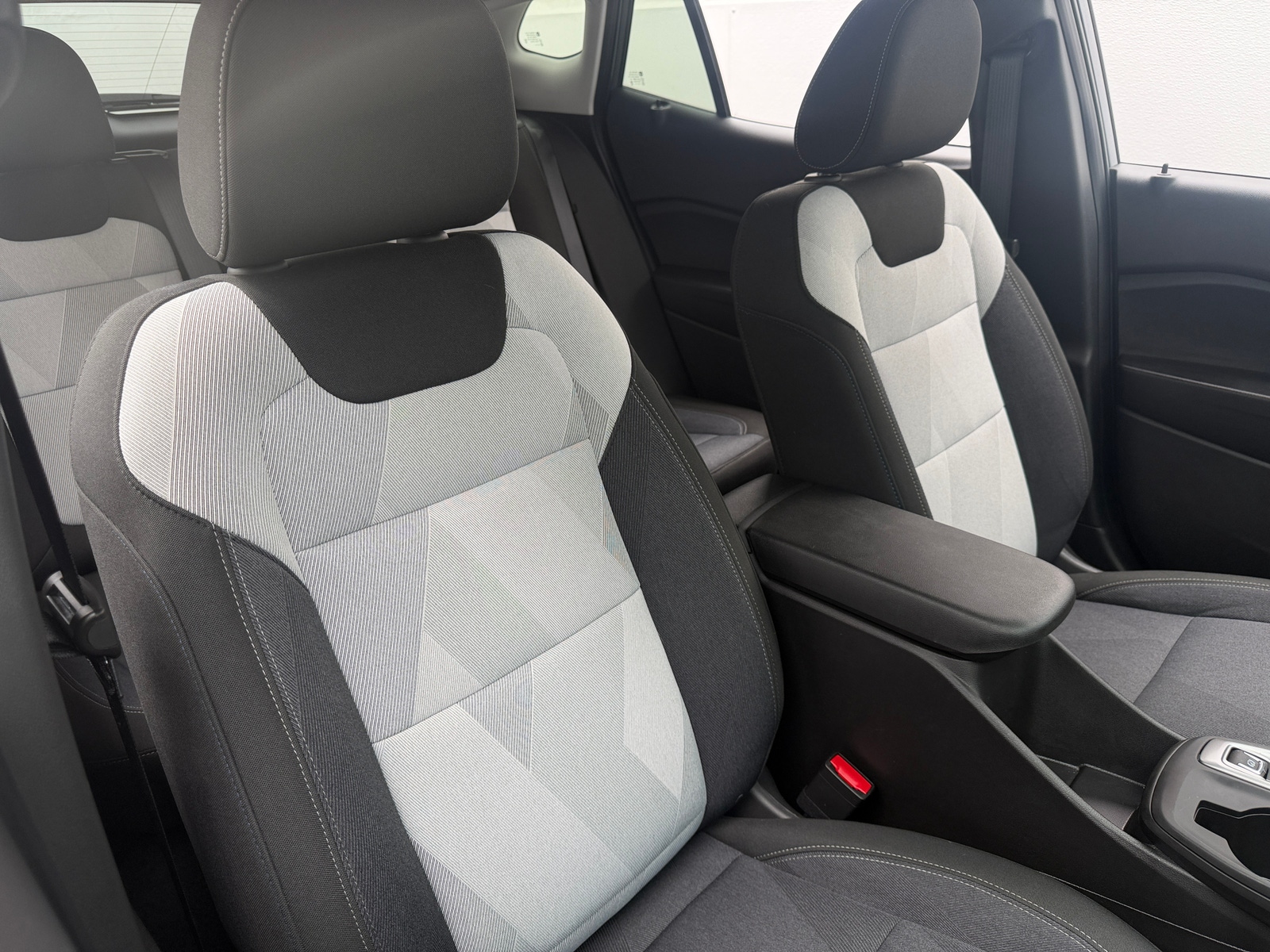 Thumbnail: 2025 Chevrolet Trax - 2
