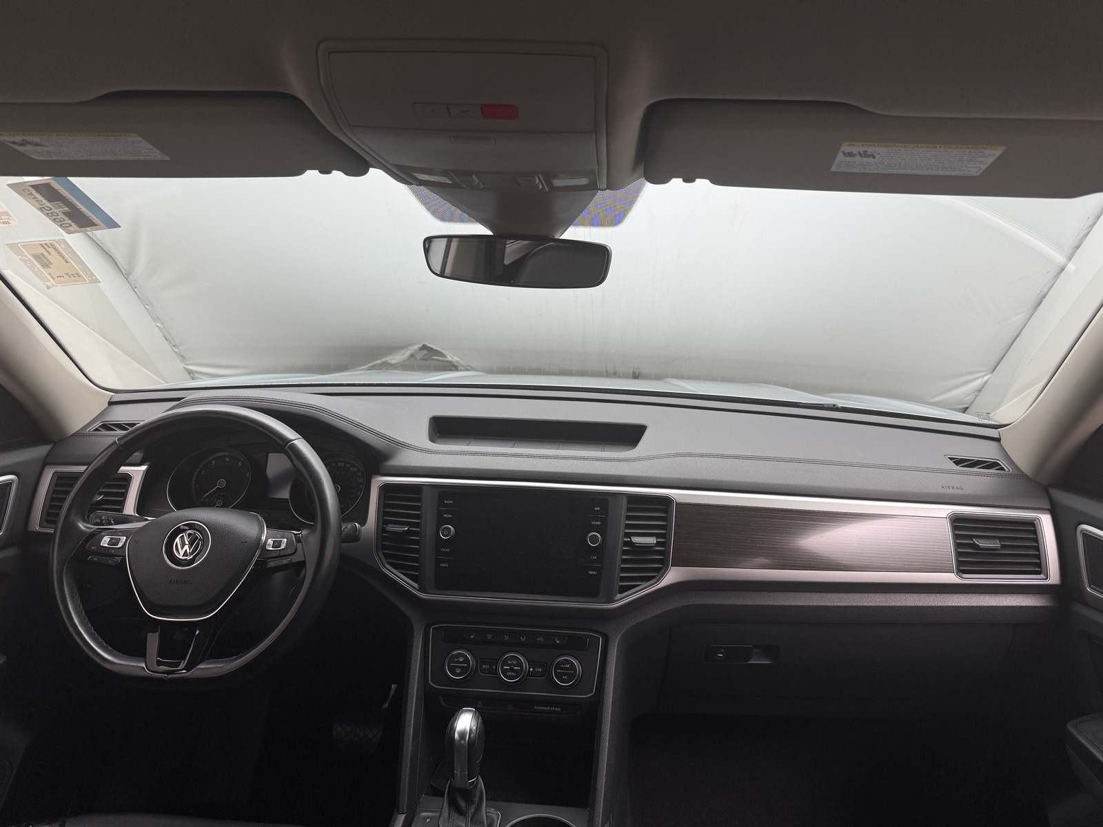 Thumbnail: 2018 Volkswagen Atlas - 3