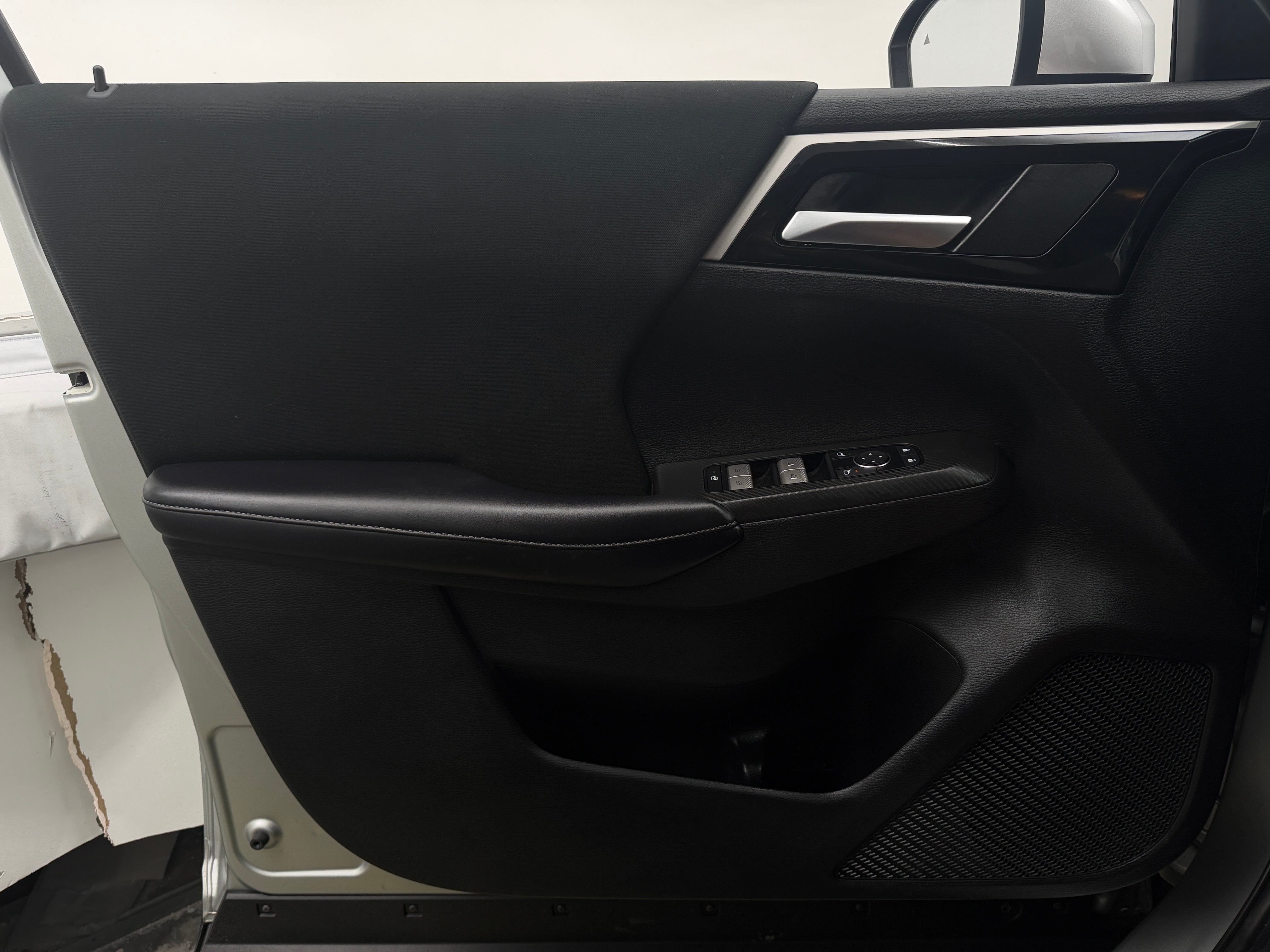 2025 Mitsubishi Outlander Plug-in Hybrid