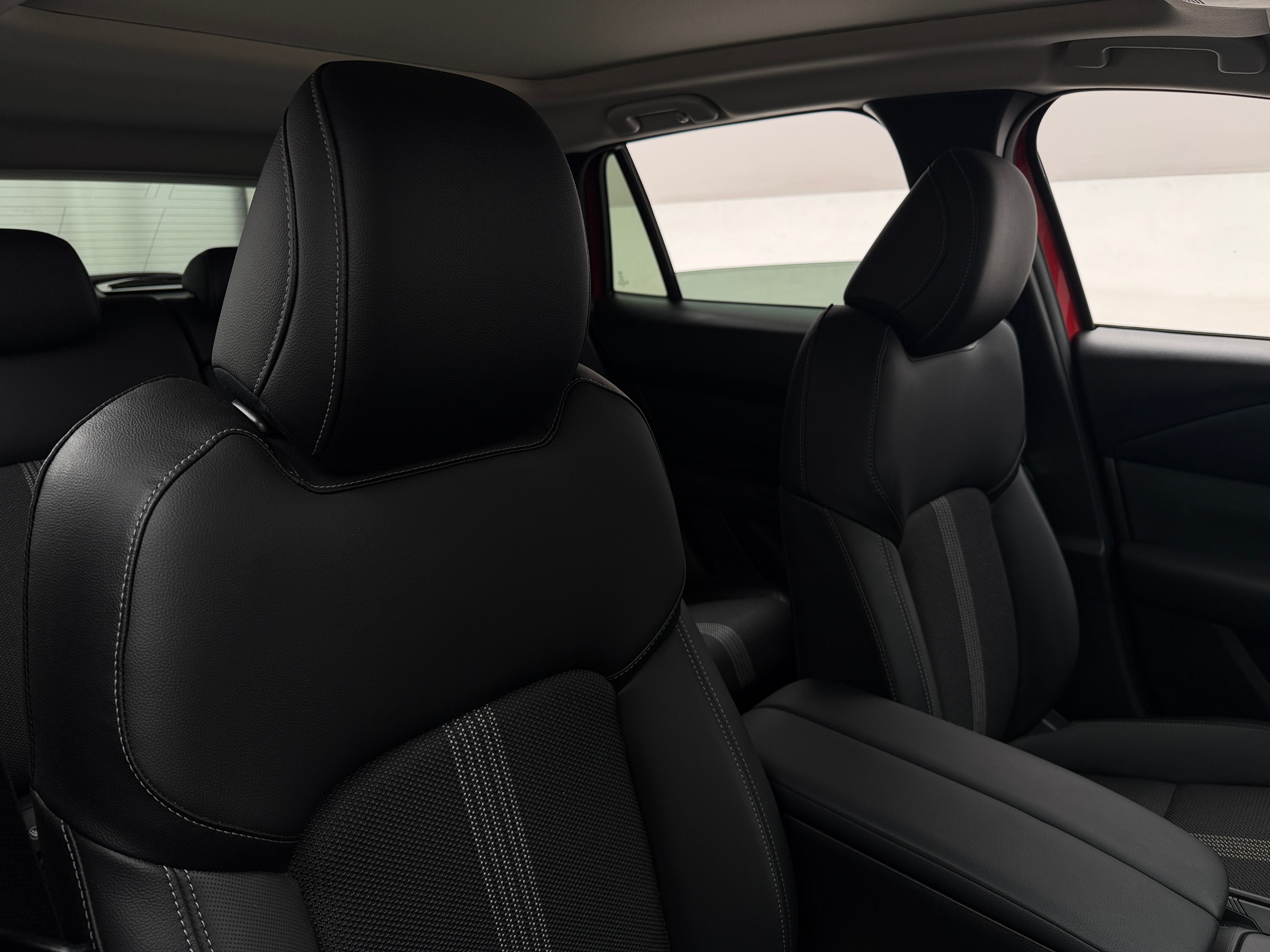 2024 Mazda CX-50 S PREMIUM