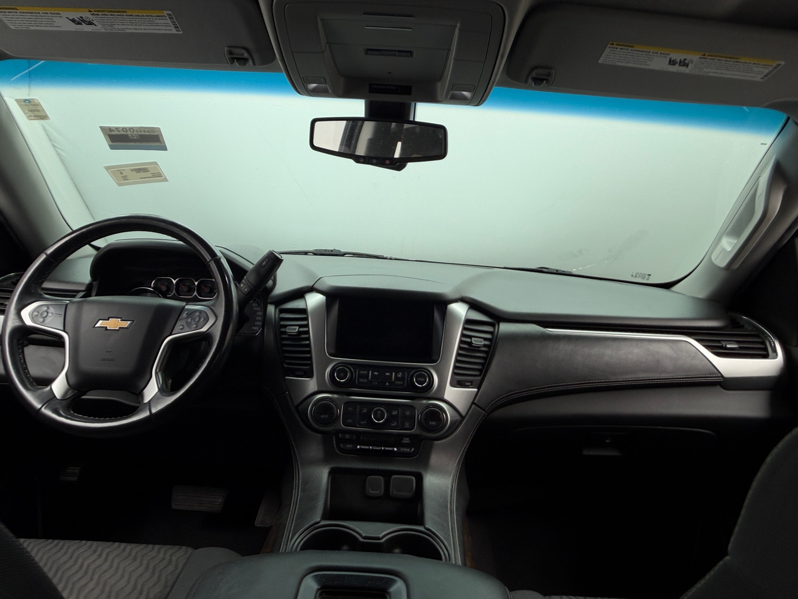 Thumbnail: 2019 Chevrolet Suburban - 3