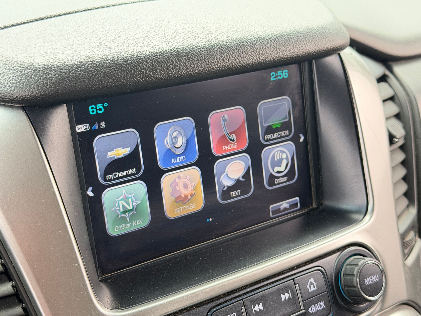 Thumbnail: 2019 Chevrolet Suburban - 4