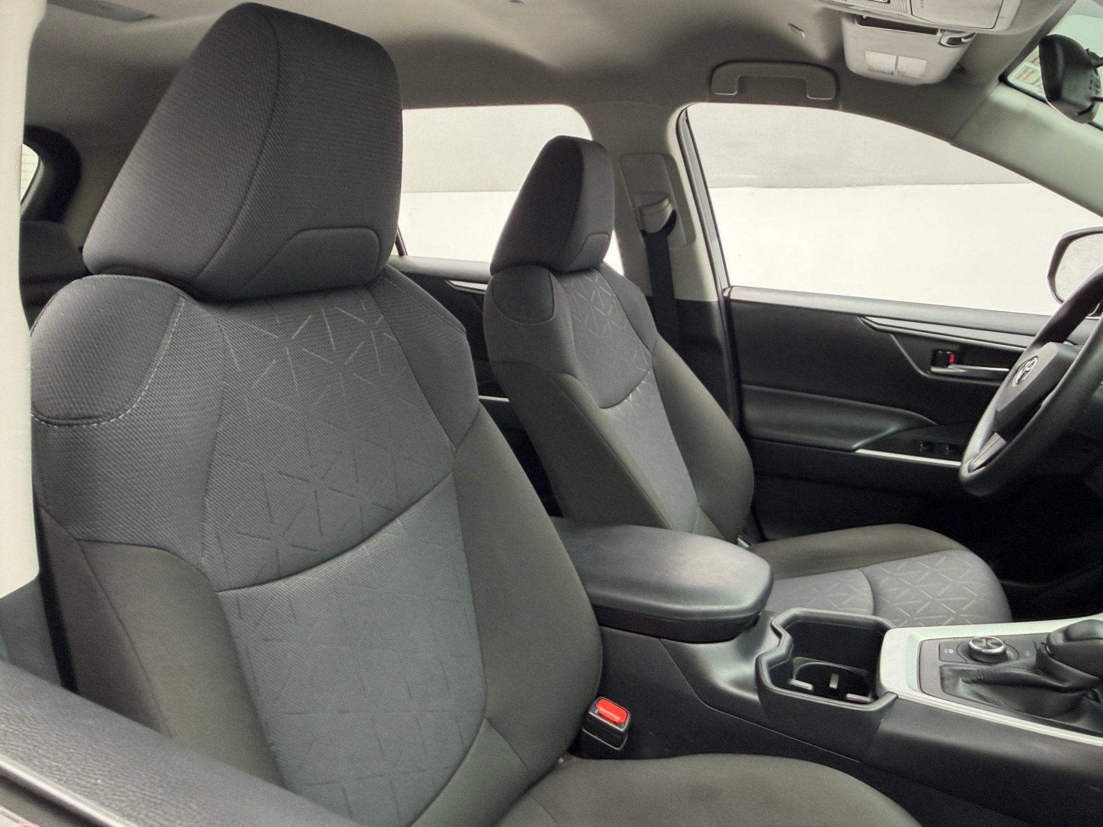 Thumbnail: 2025 Toyota RAV4 - 2