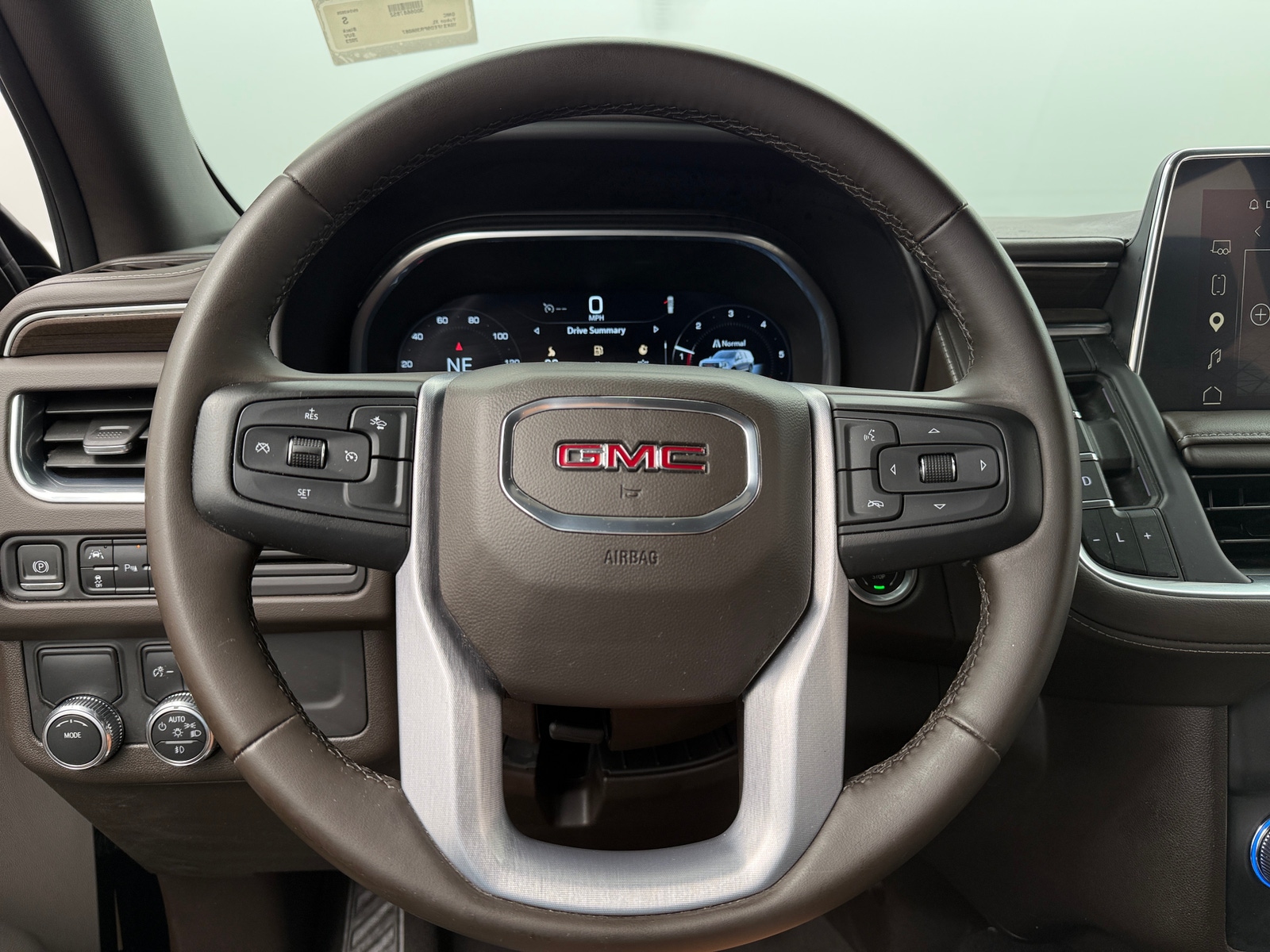 Thumbnail: 2023 GMC Yukon XL - 5