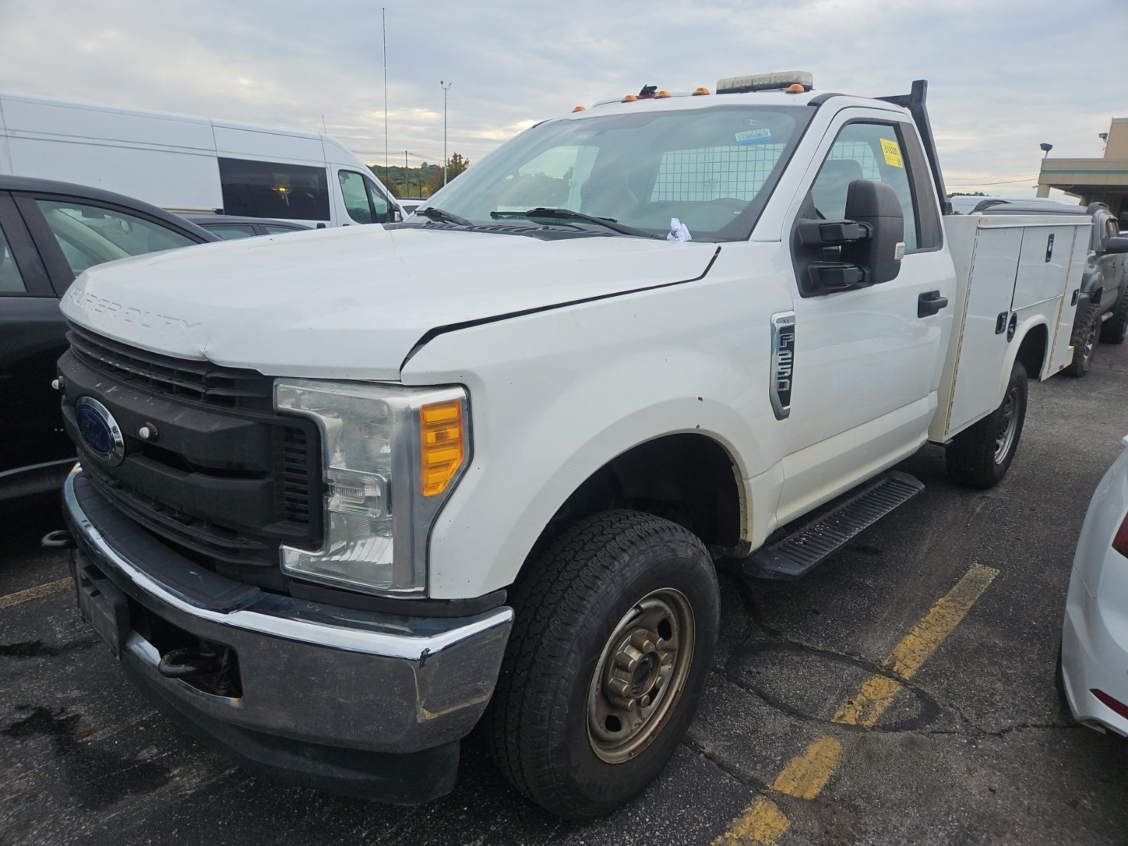 2019 Ford F-250 XL 4WD Reg Cab 8' Box