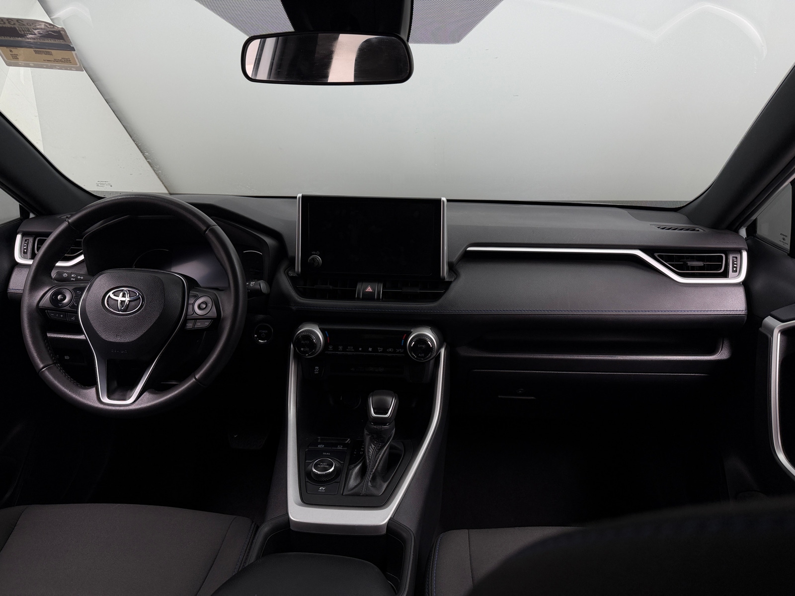 Thumbnail: 2023 Toyota RAV4 - 3