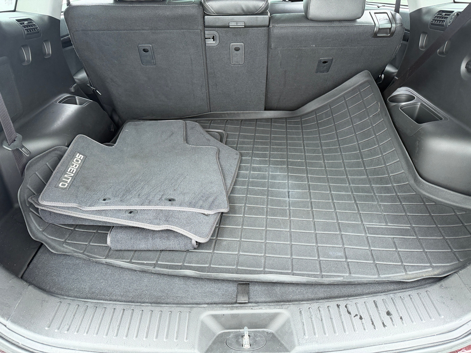 Thumbnail: 2014 Kia Sorento - 6