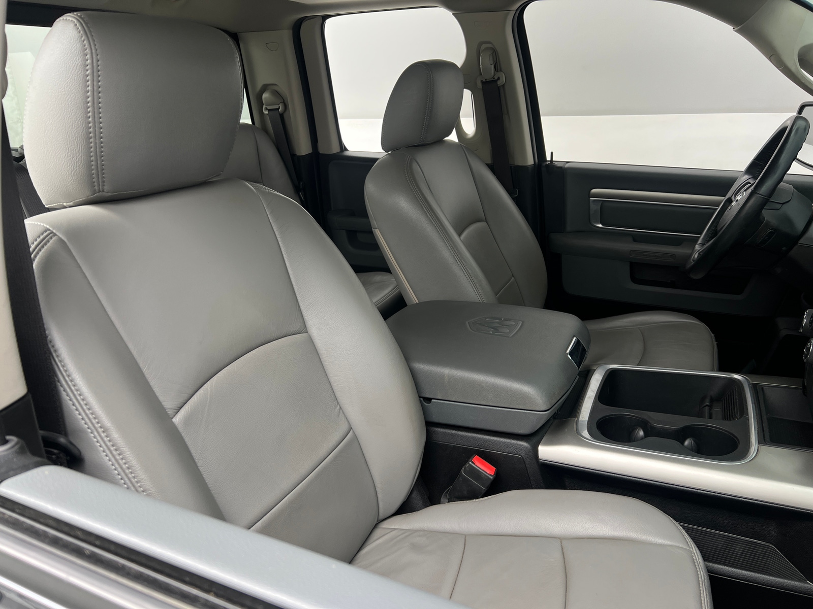 Thumbnail: 2019 RAM 1500 Classic - 2